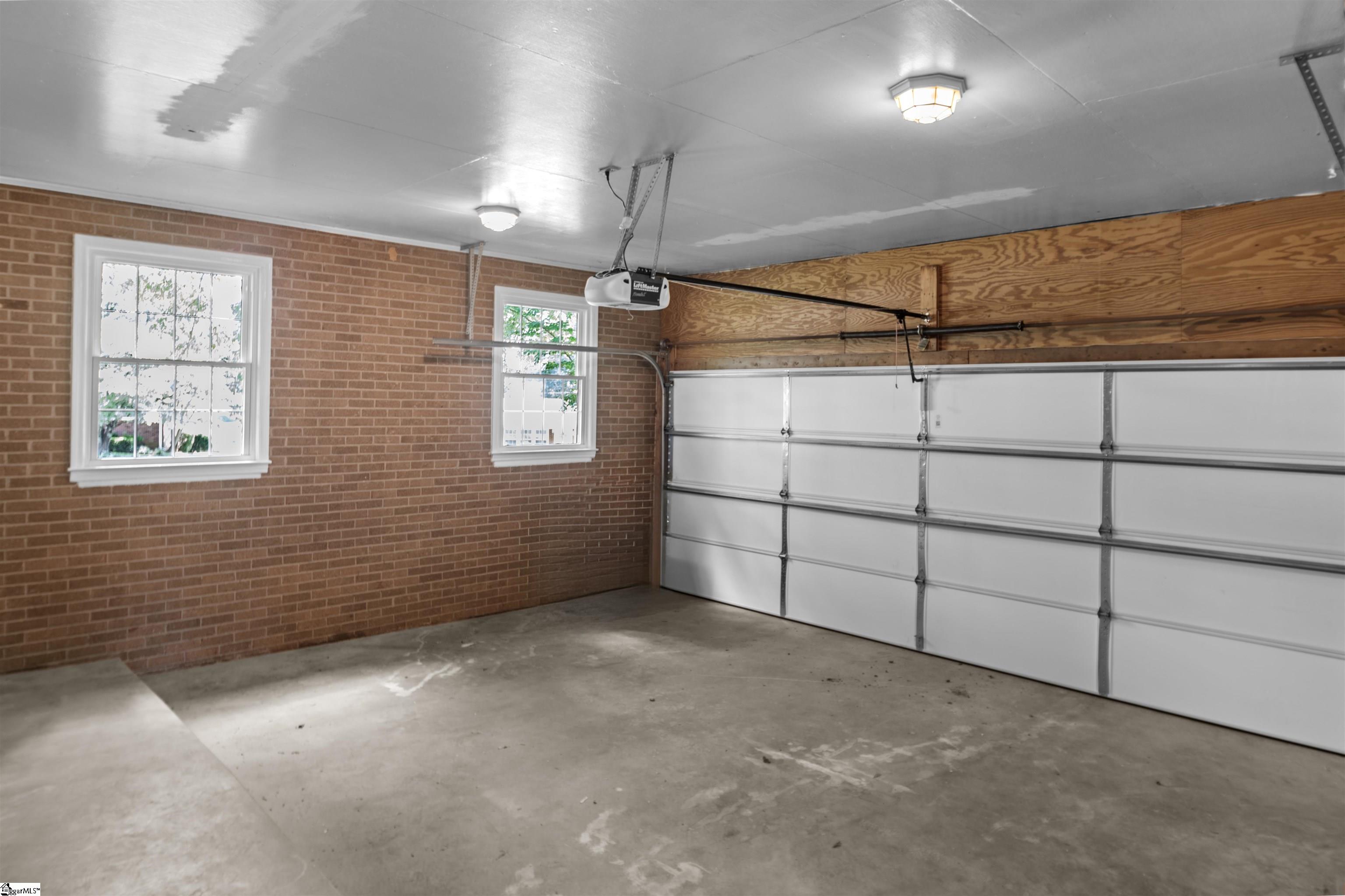 303 Robinall Drive Easley, SC 29642