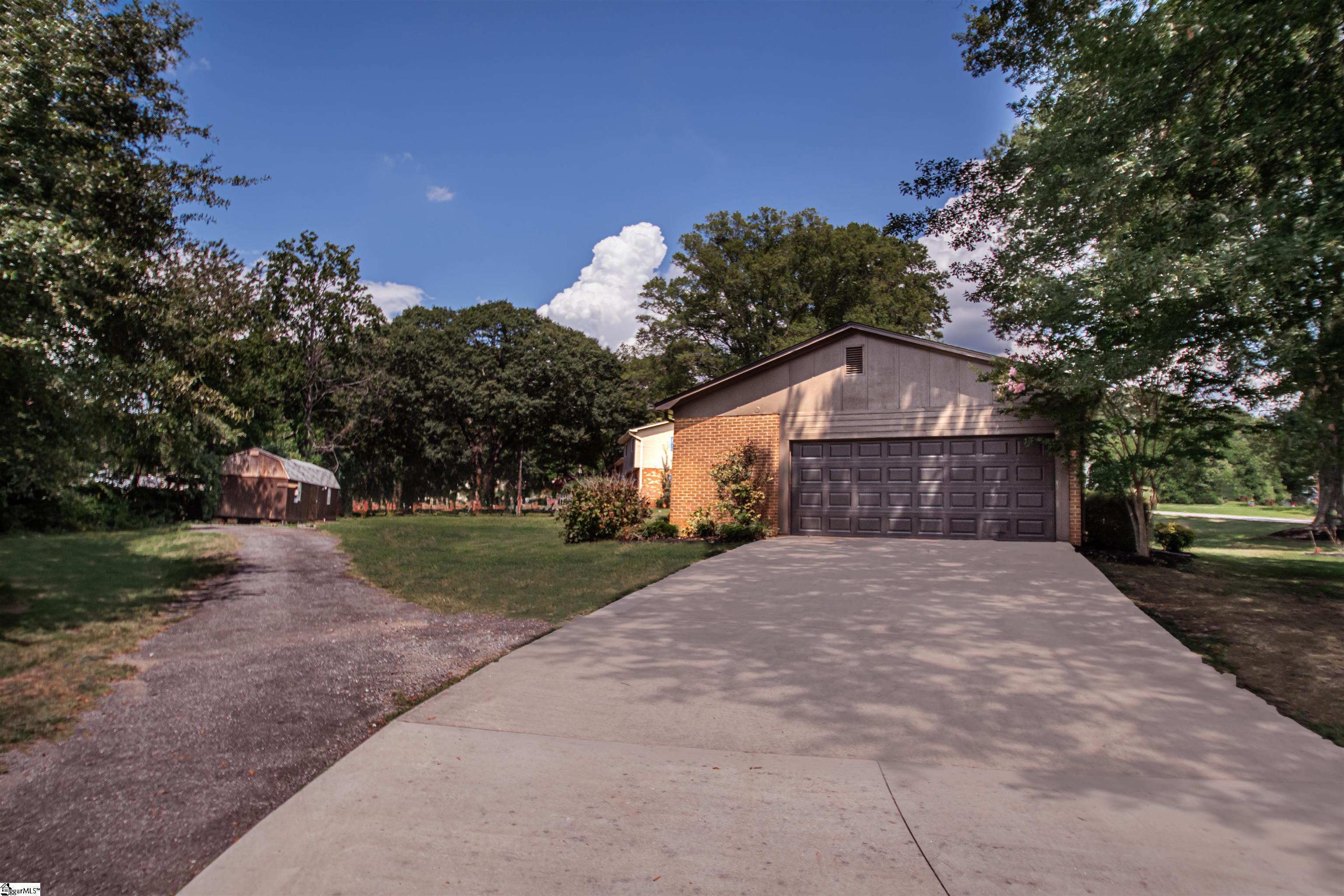 303 Robinall Drive Easley, SC 29642