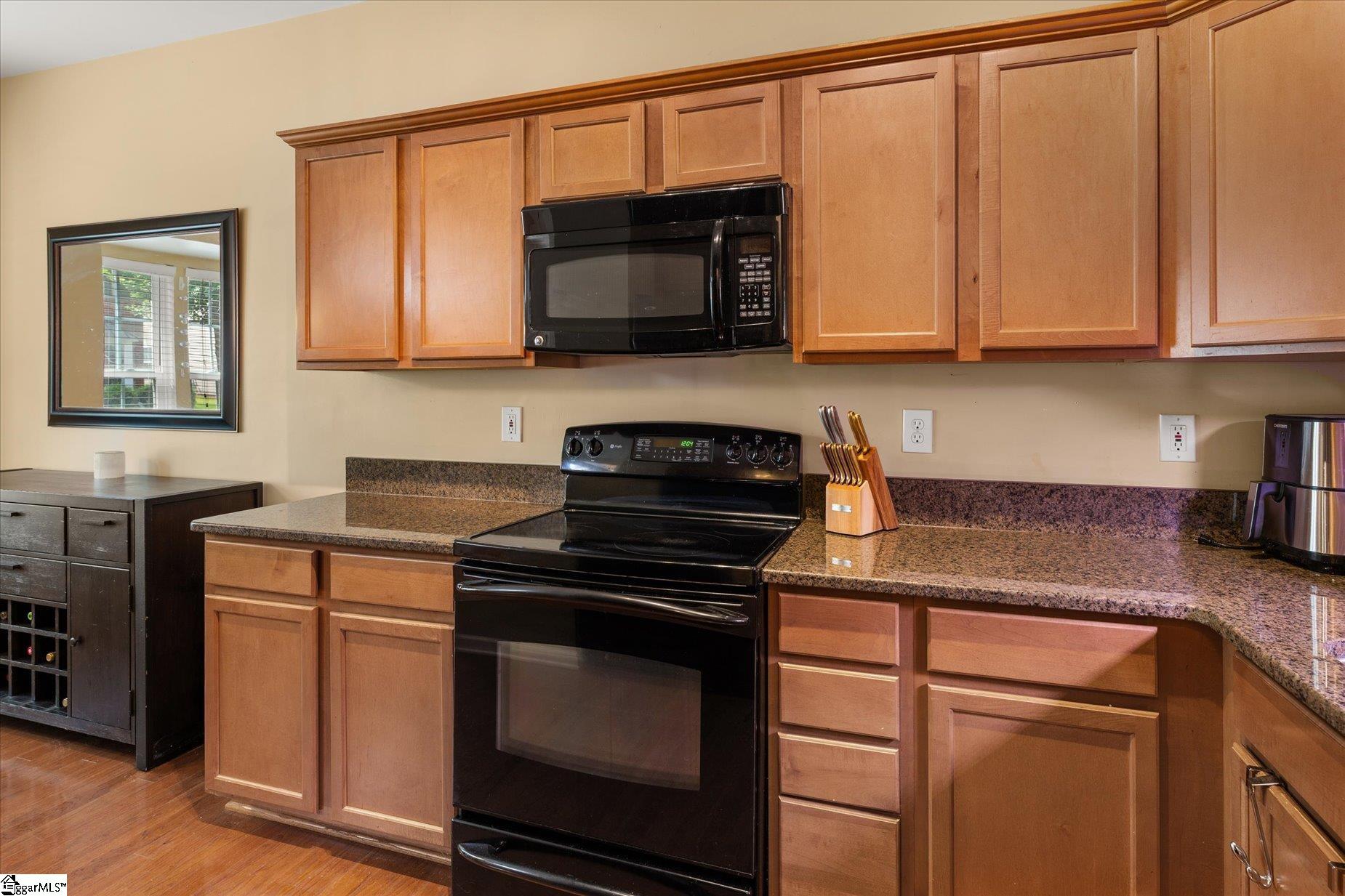 418 Cedar Pines Drive Greenville, SC 29615-6241