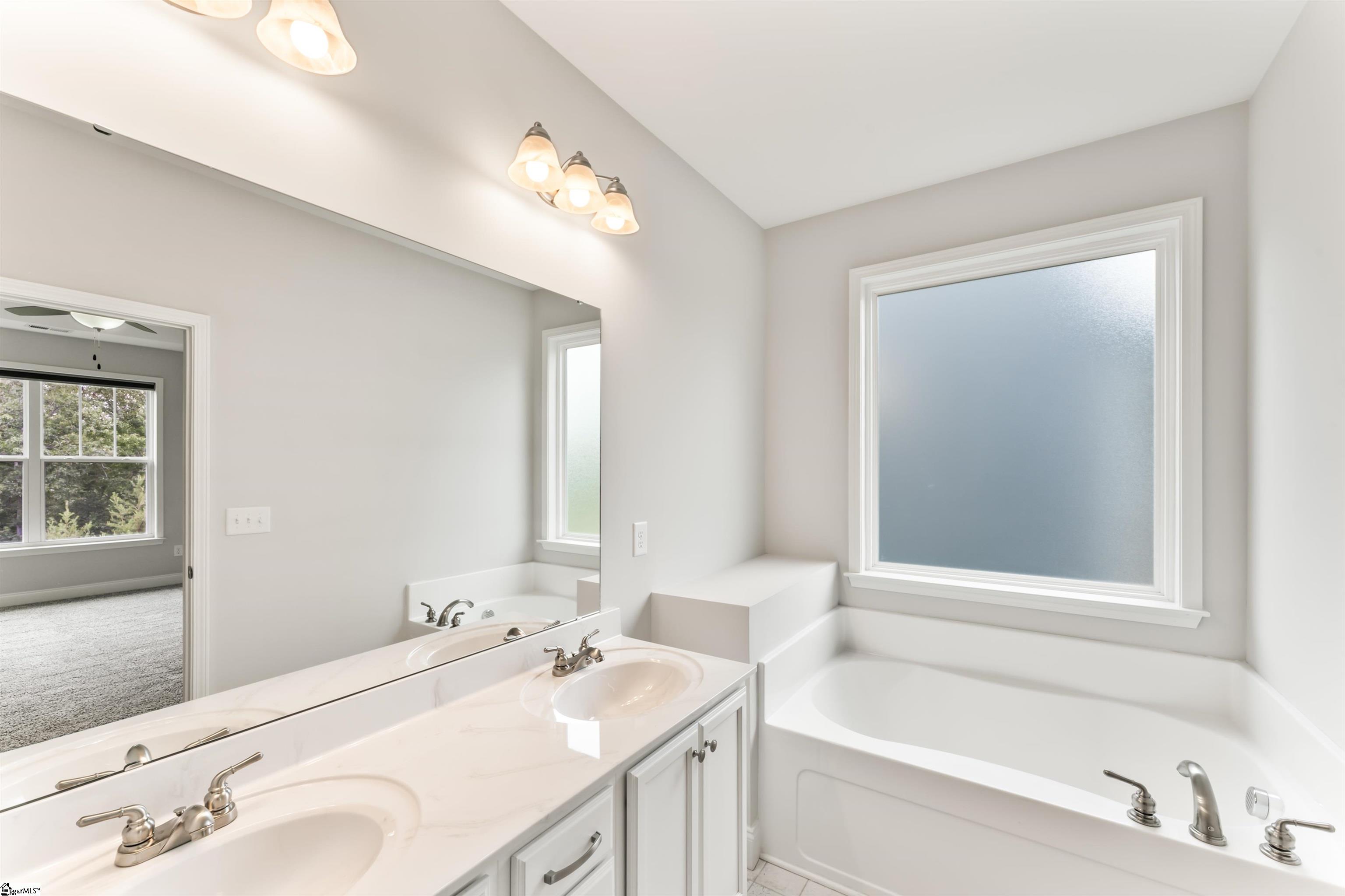 285 Foxbank Circle Greer, SC 29651