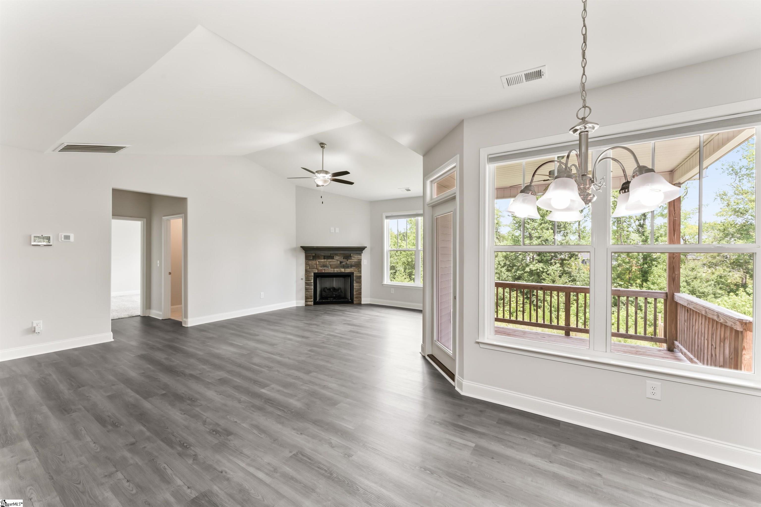 285 Foxbank Circle Greer, SC 29651