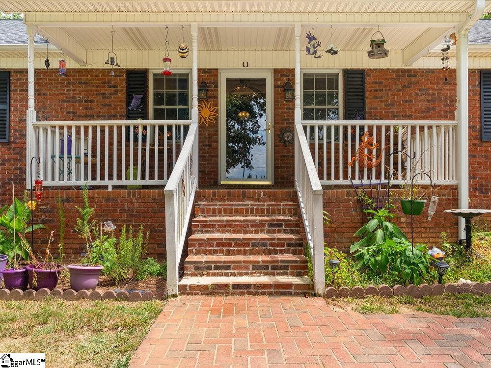 125 Lacewood Road Gaffney, SC 29341-2925