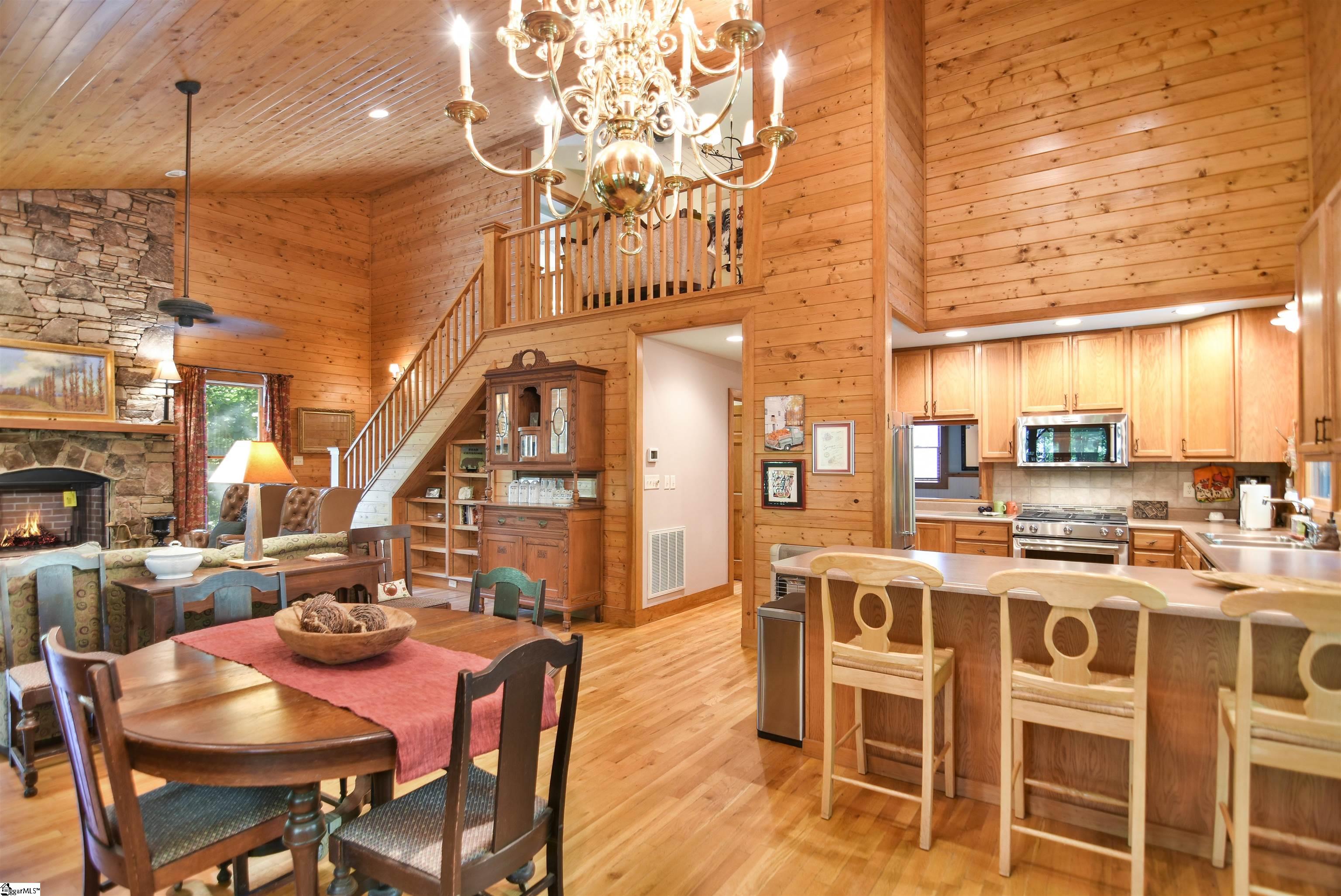 8 Cliff Ridge Court Cleveland, SC 29635