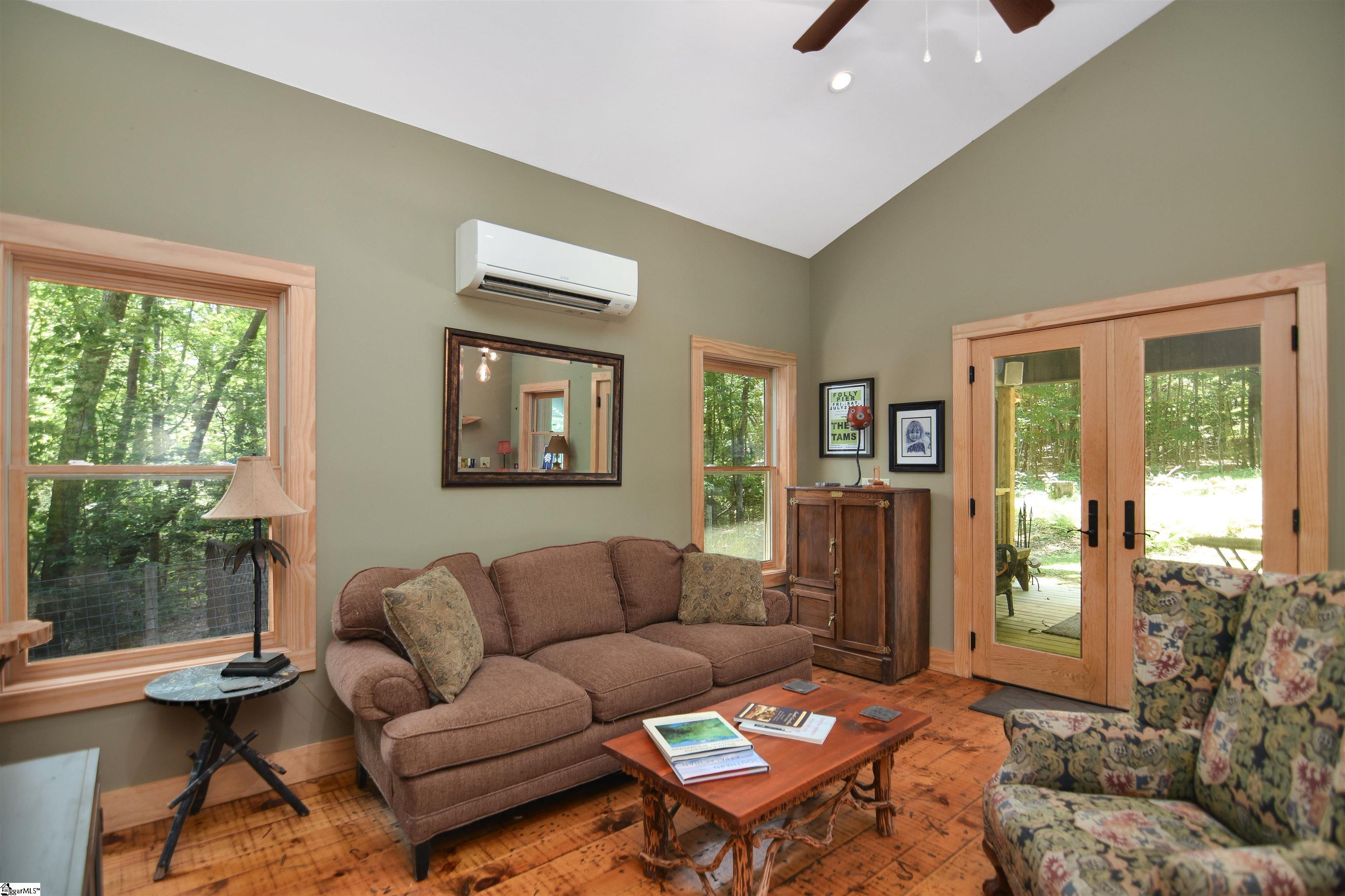 8 Cliff Ridge Court Cleveland, SC 29635