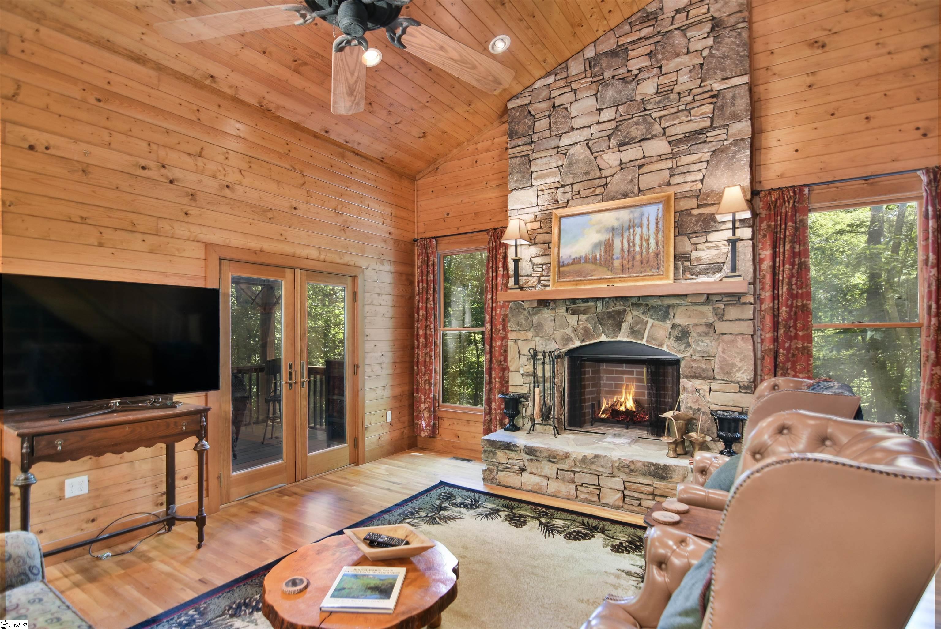 8 Cliff Ridge Court Cleveland, SC 29635