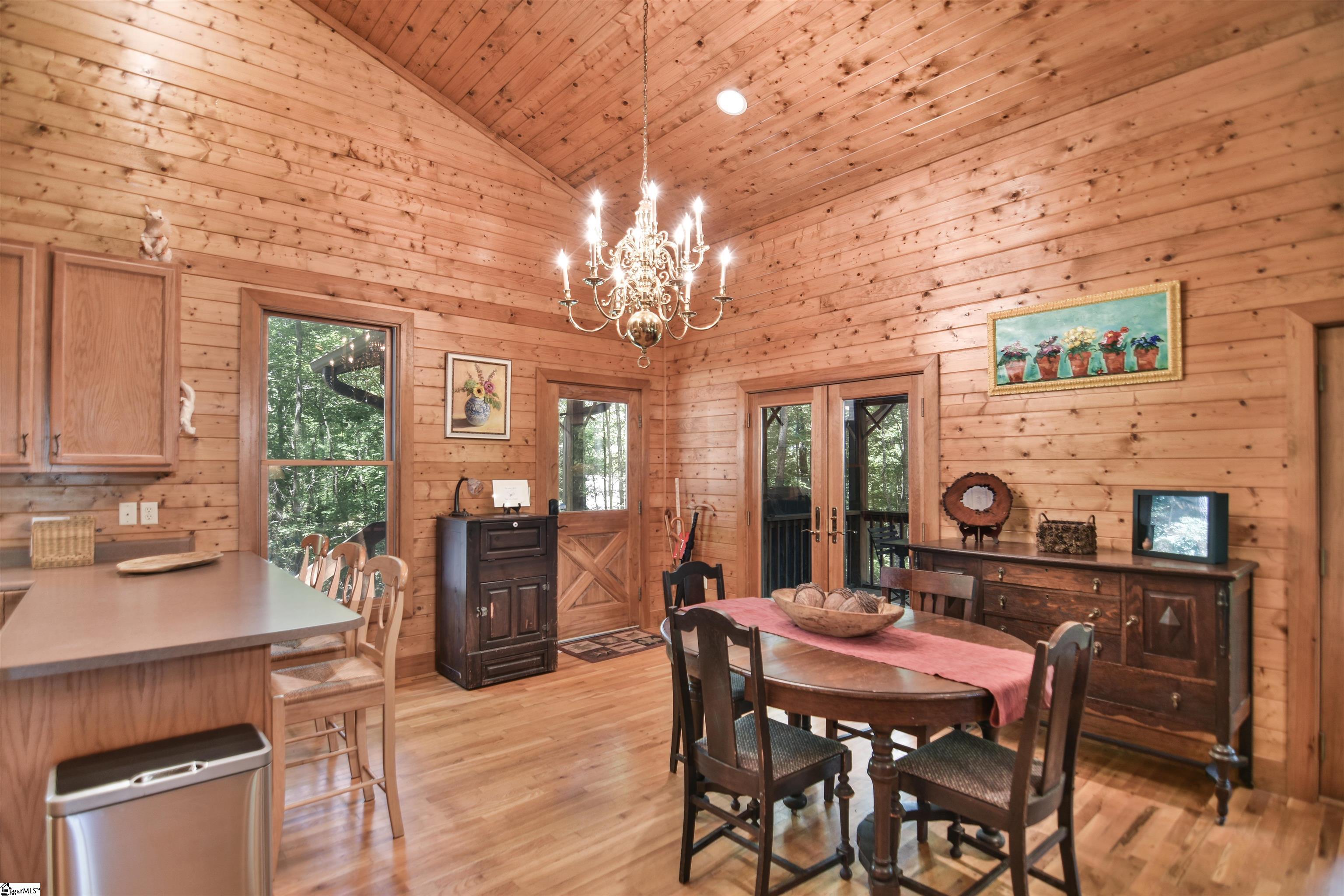 8 Cliff Ridge Court Cleveland, SC 29635