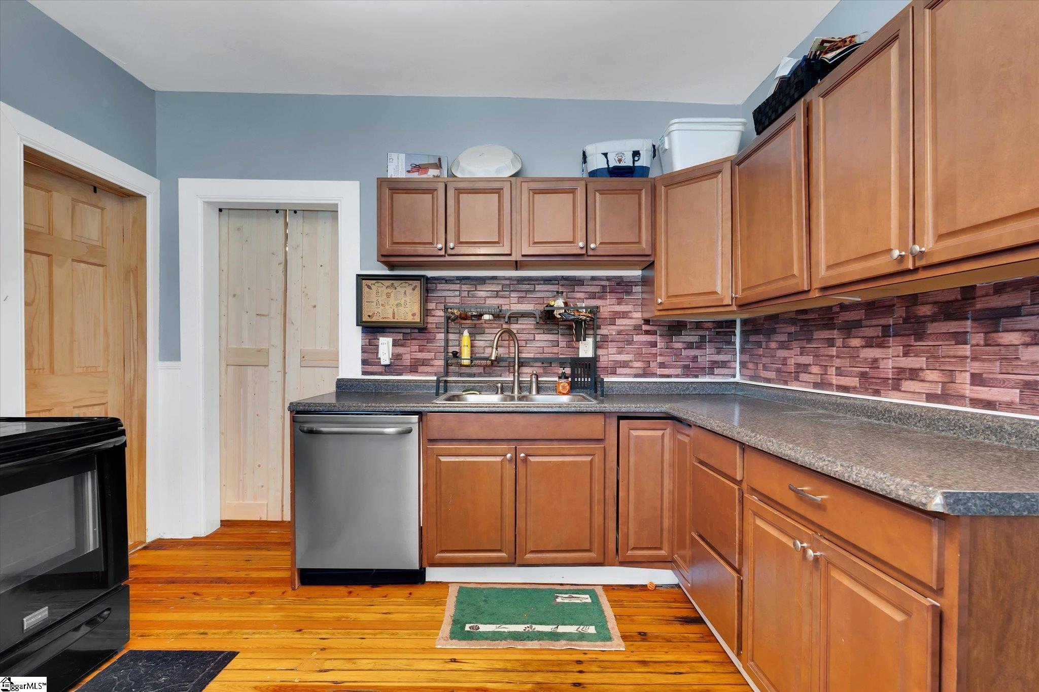 8 Mellon Street Slater, SC 29683