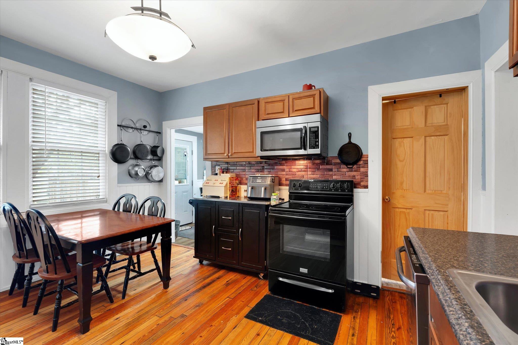 8 Mellon Street Slater, SC 29683