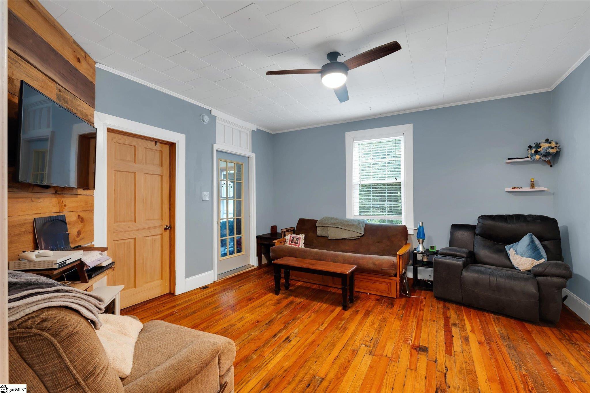 8 Mellon Street Slater, SC 29683