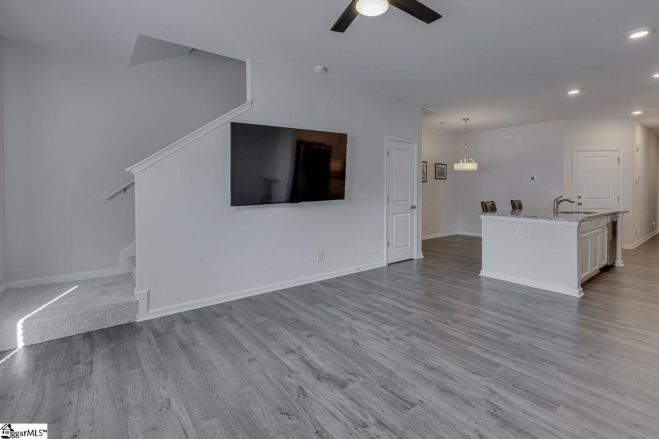 406 Laurel Park Drive Greenville, SC 29607