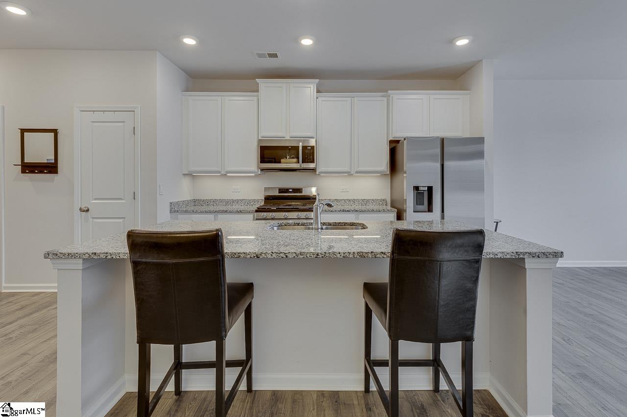 406 Laurel Park Drive Greenville, SC 29607