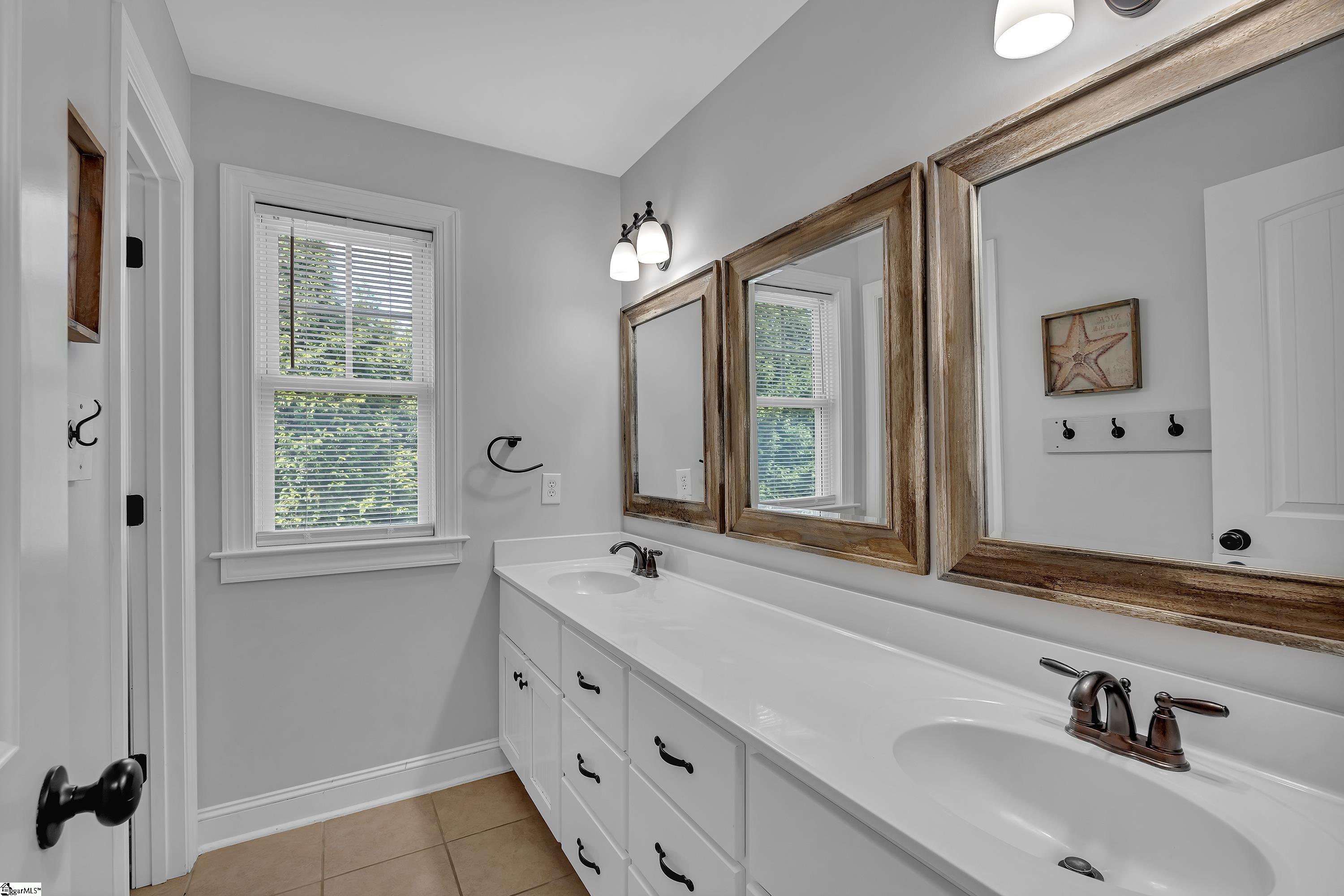 117 Ridgestone Drive Central, SC 29630
