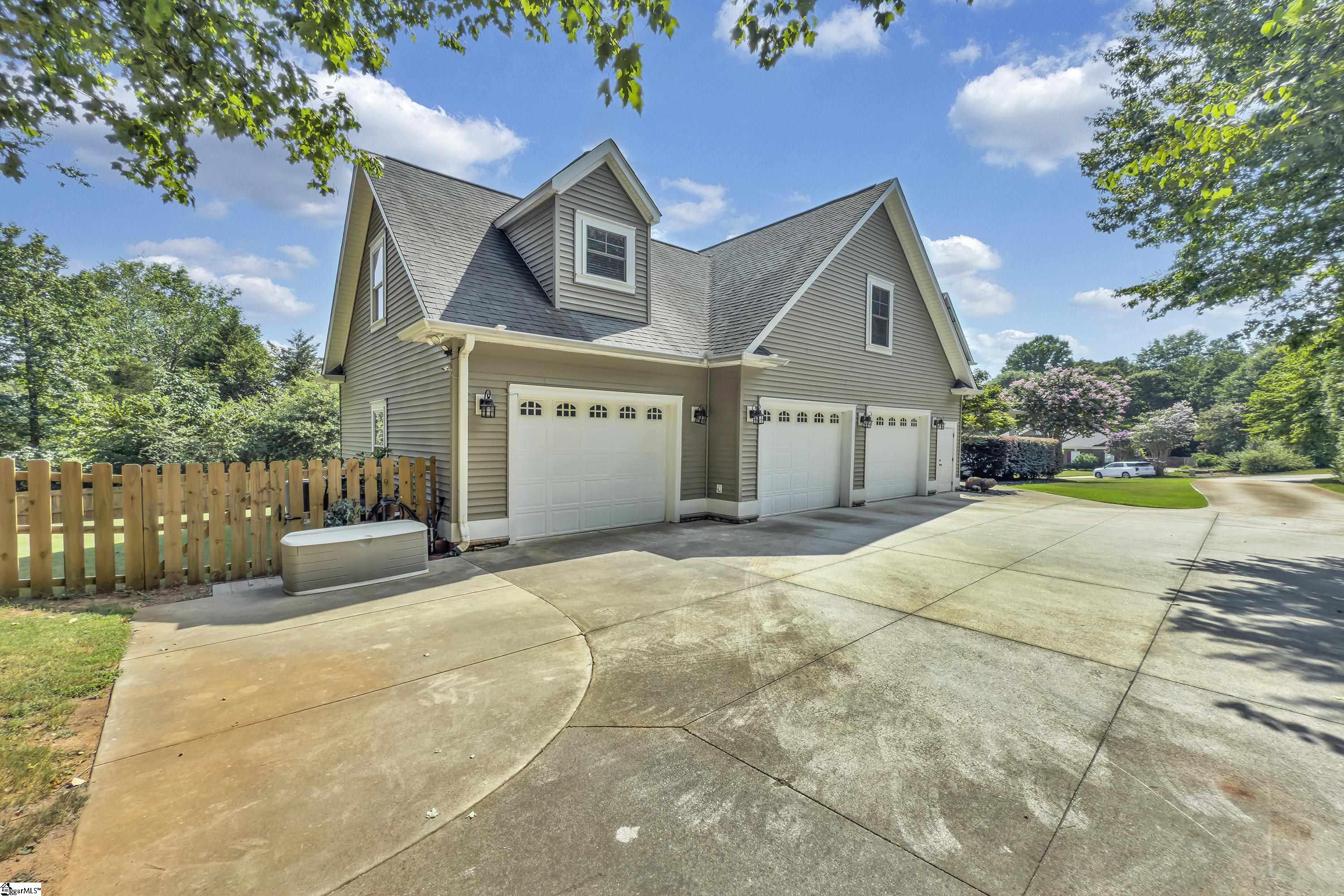 117 Ridgestone Drive Central, SC 29630