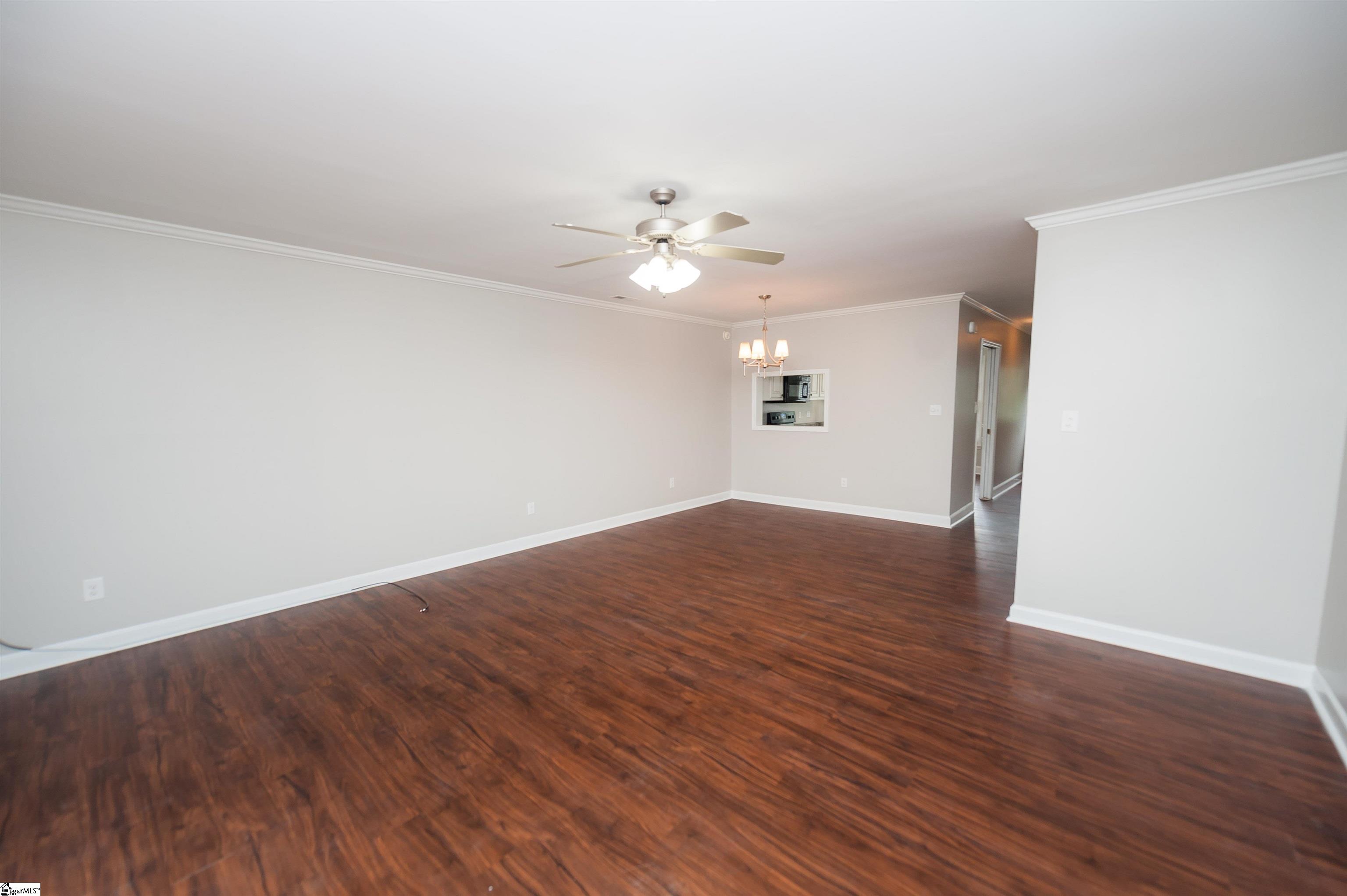 45 Somersett Drive Spartanburg, SC 29301