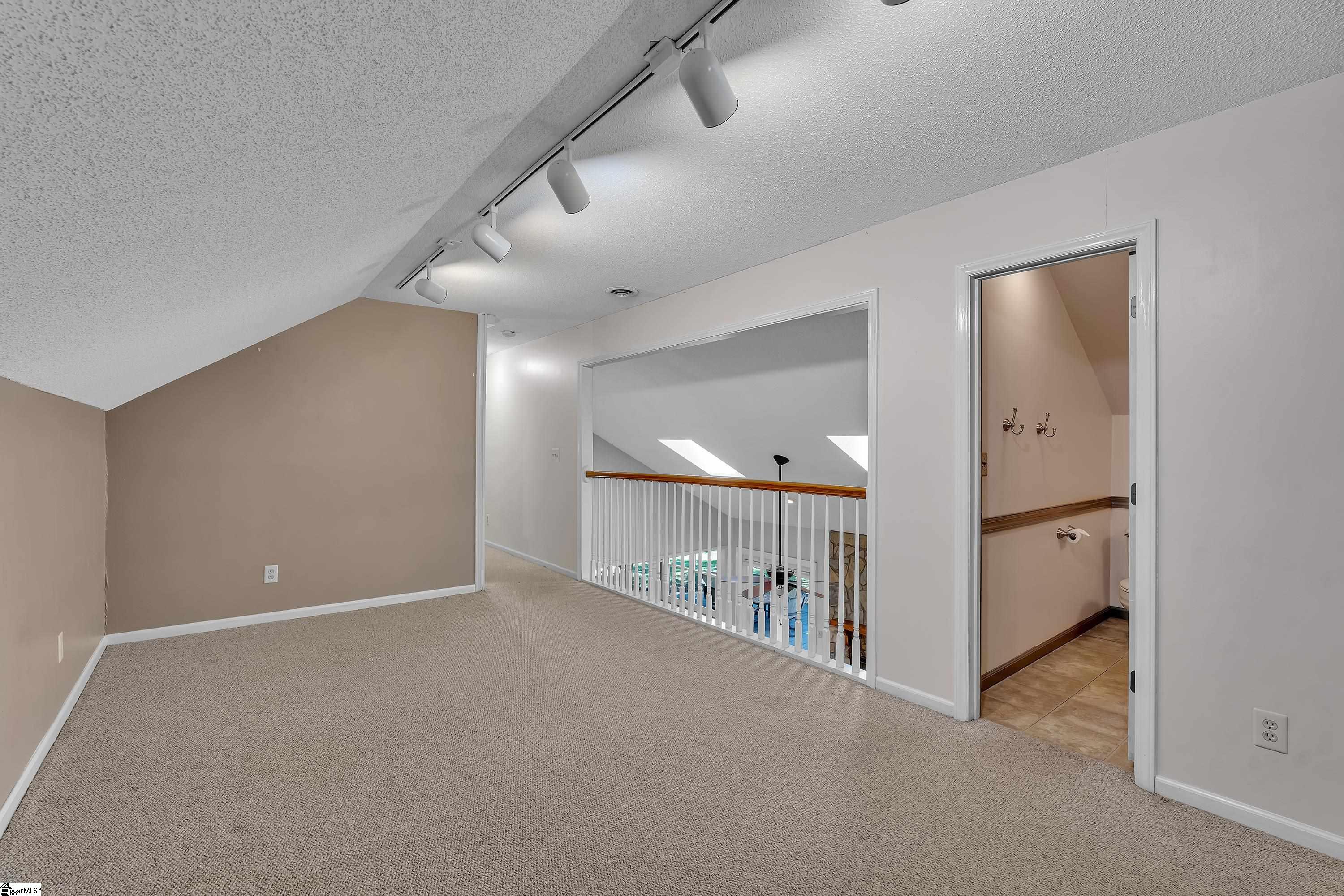 103 Oak Meadow Drive Simpsonville, SC 29681