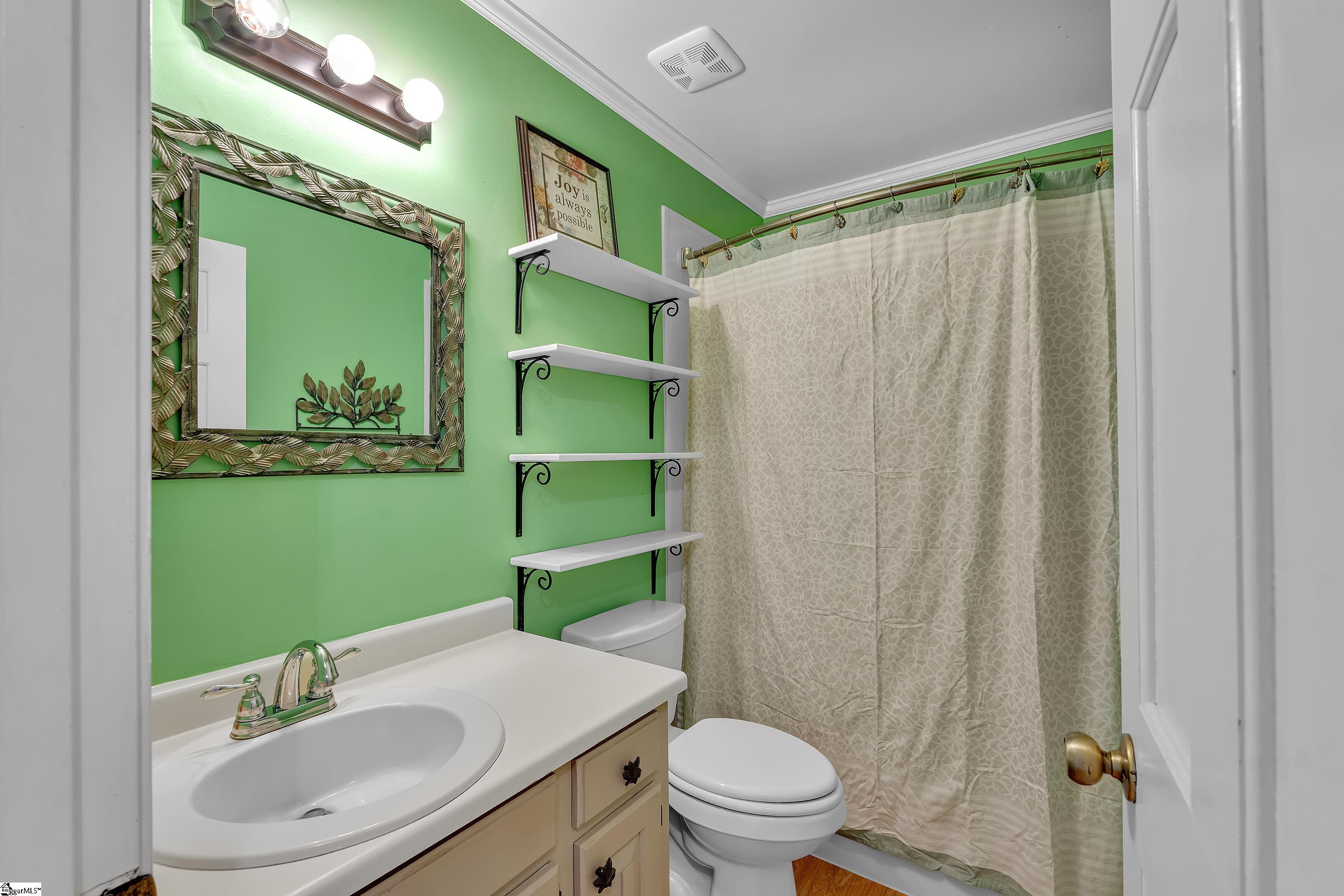 103 Oak Meadow Drive Simpsonville, SC 29681