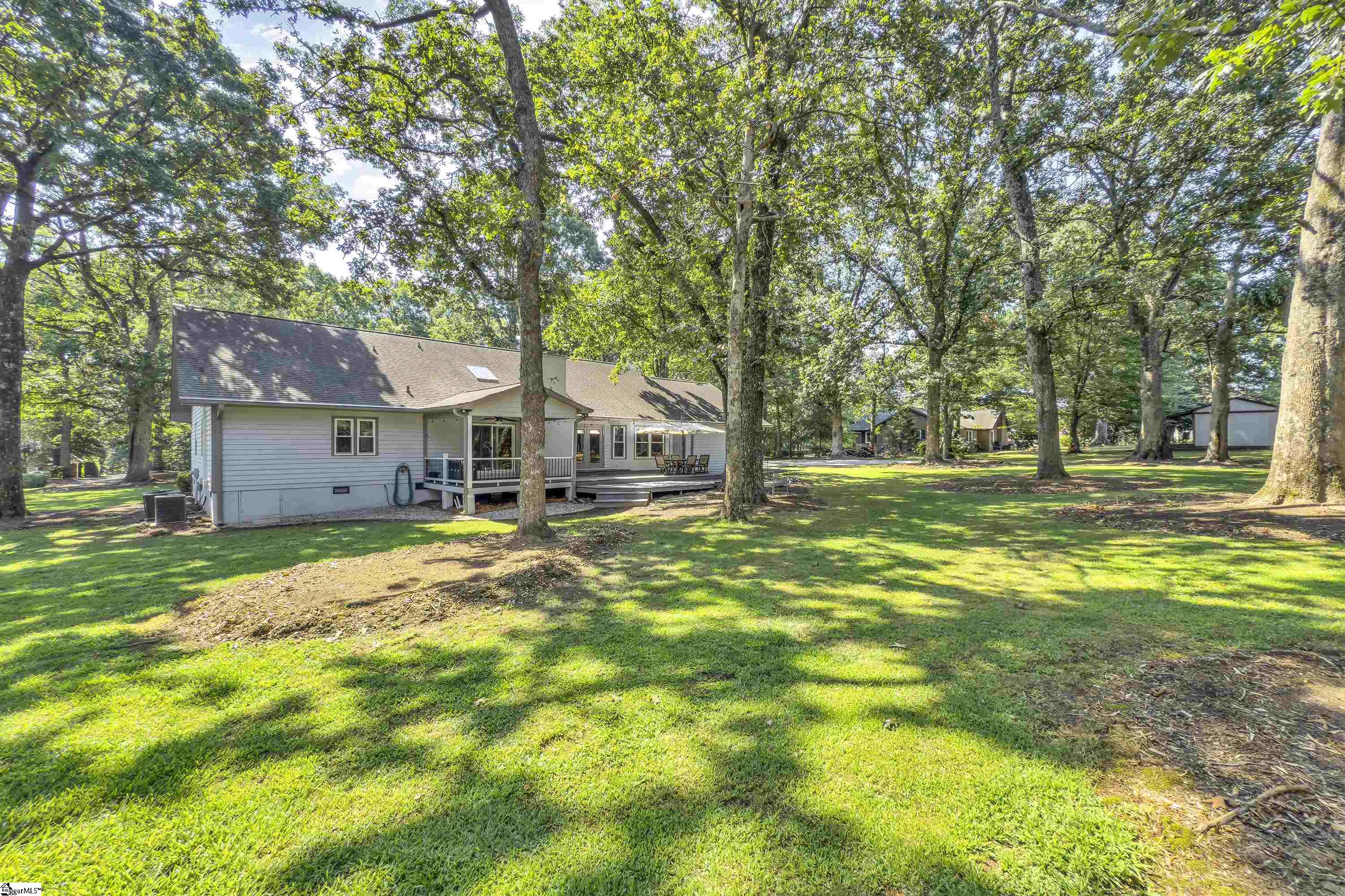 103 Oak Meadow Drive Simpsonville, SC 29681