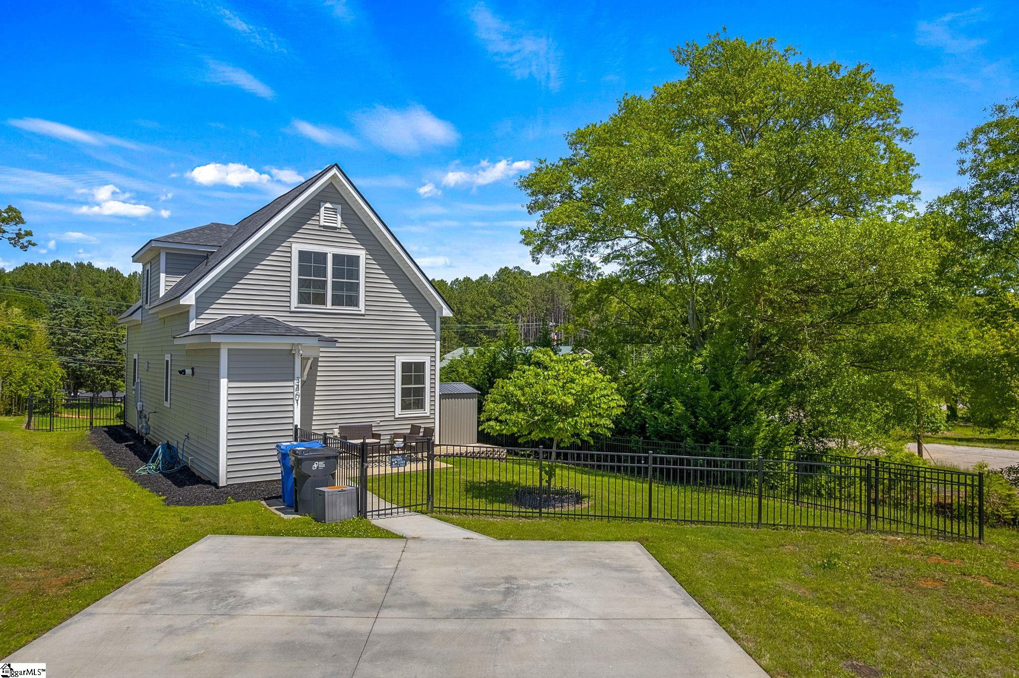 3401 Old Buncombe Road Greenville, SC 29617