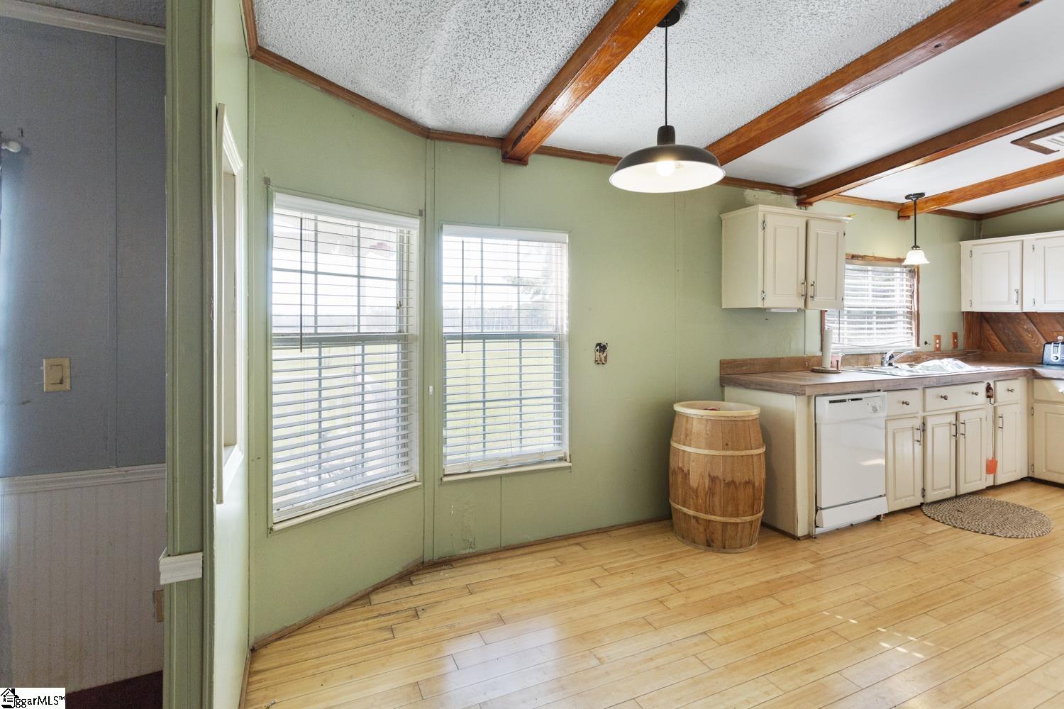 202 Pete Armstrong Road Honea Path, SC 29654