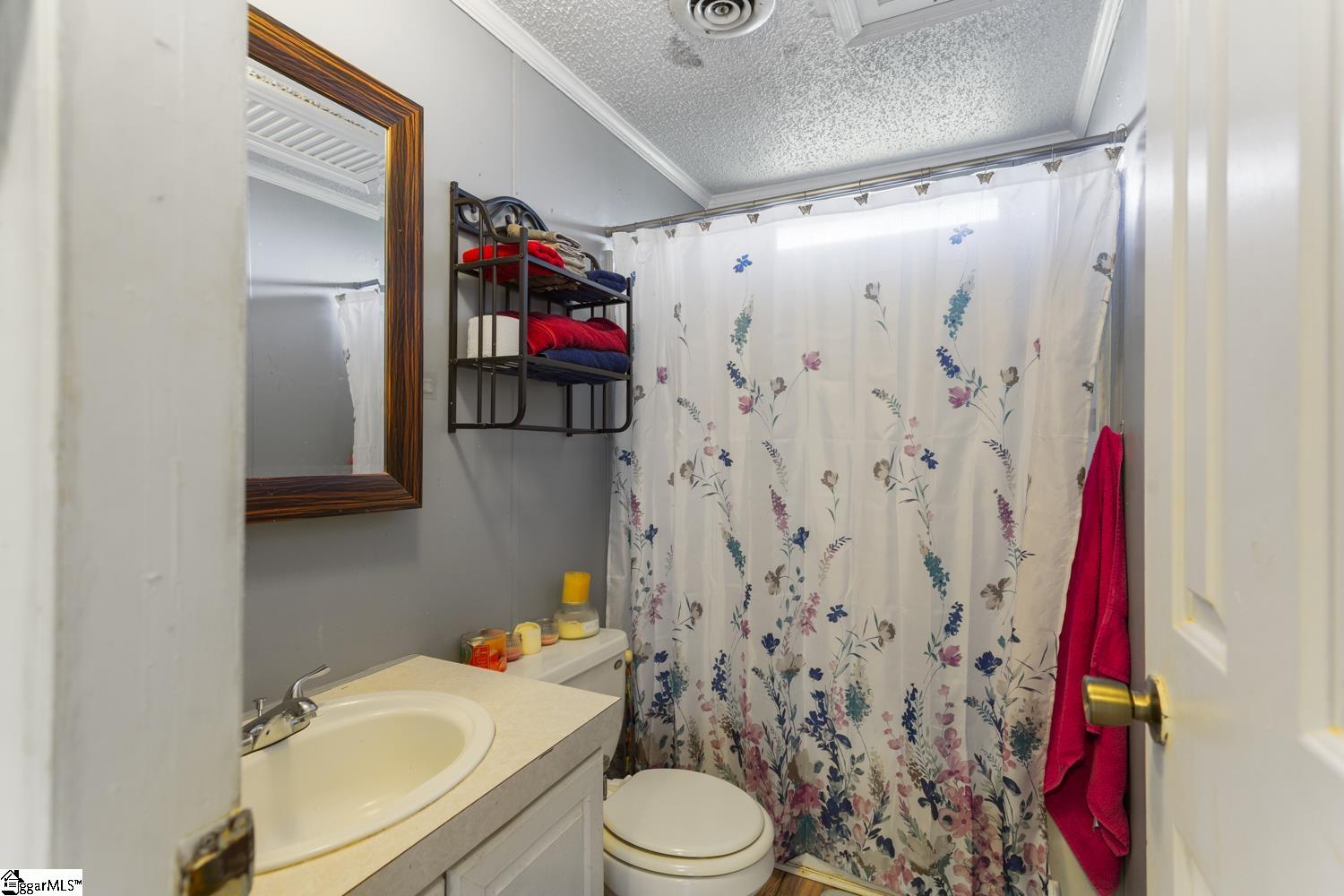 202 Pete Armstrong Road Honea Path, SC 29654
