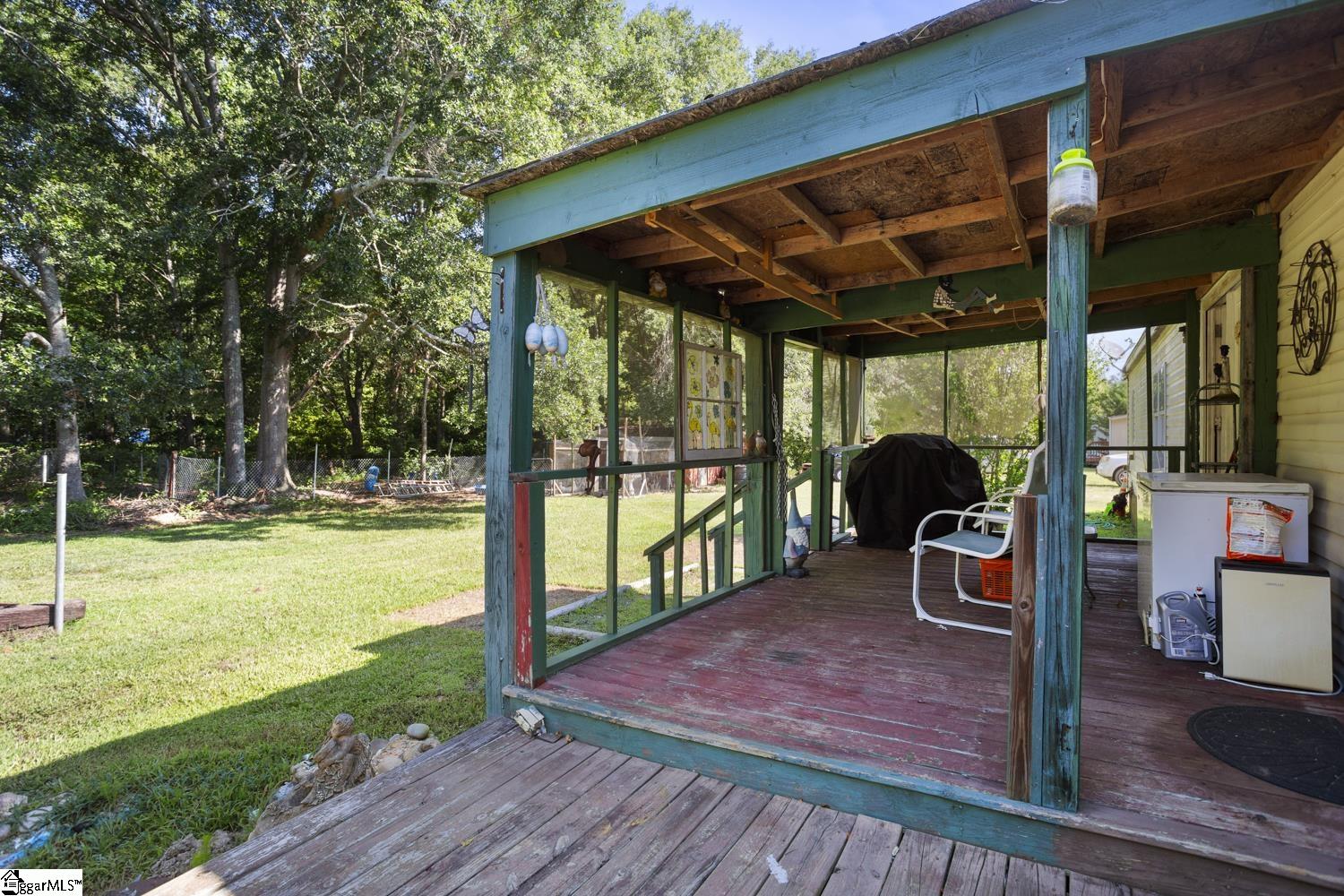 202 Pete Armstrong Road Honea Path, SC 29654