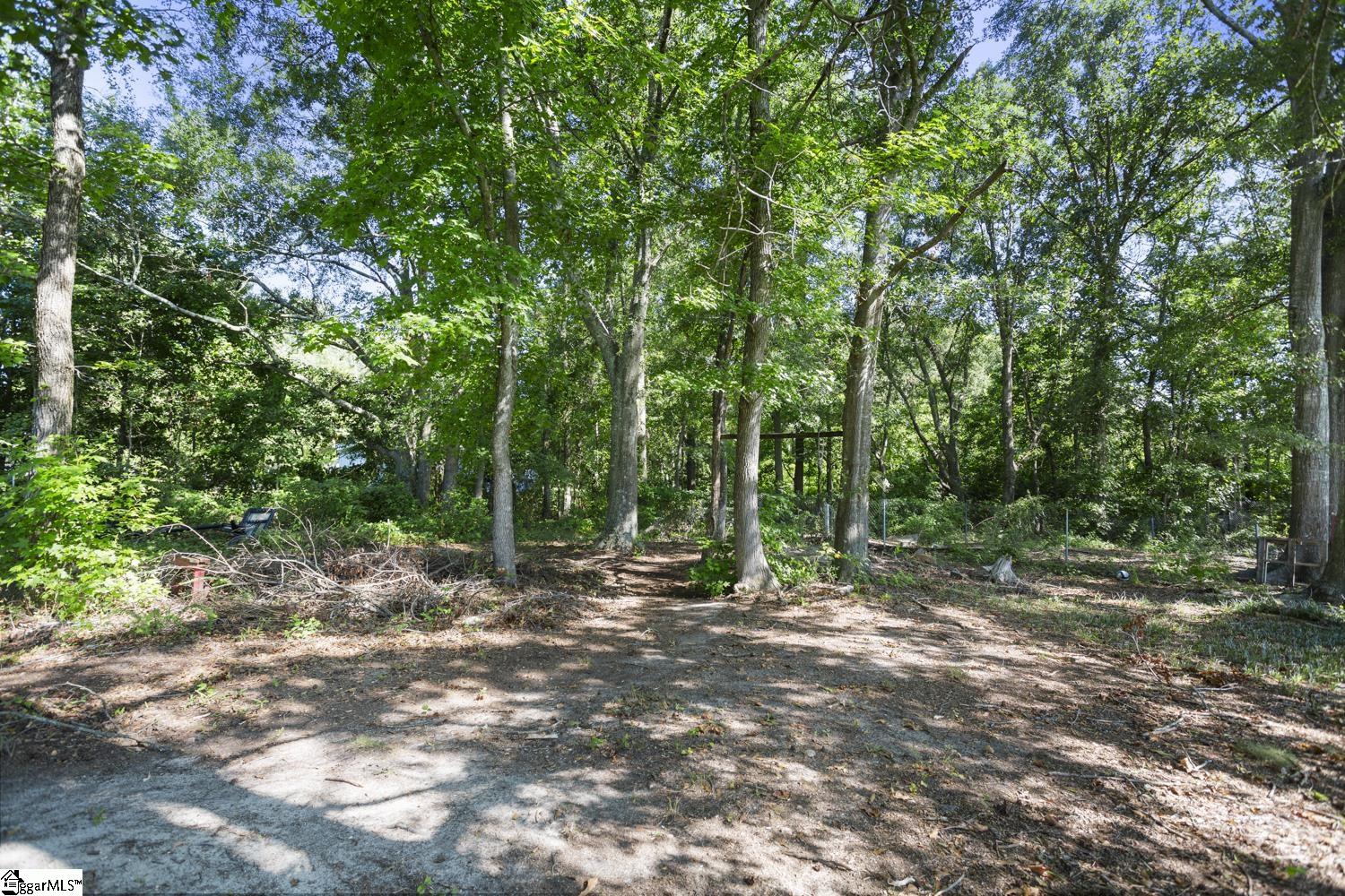 202 Pete Armstrong Road Honea Path, SC 29654