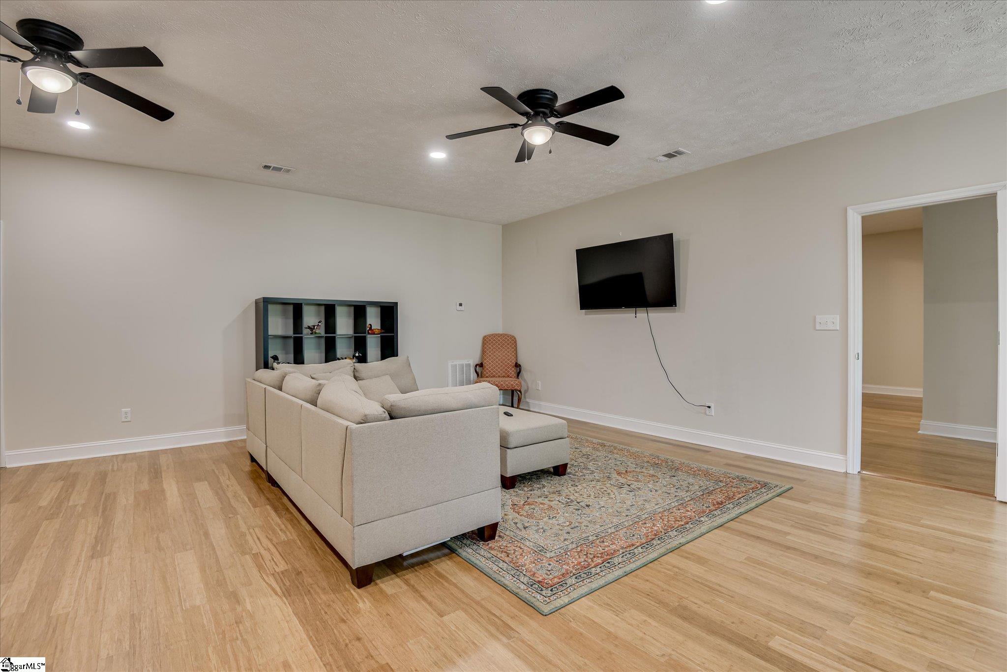 395 New Cut Road Edgefield, SC 29824