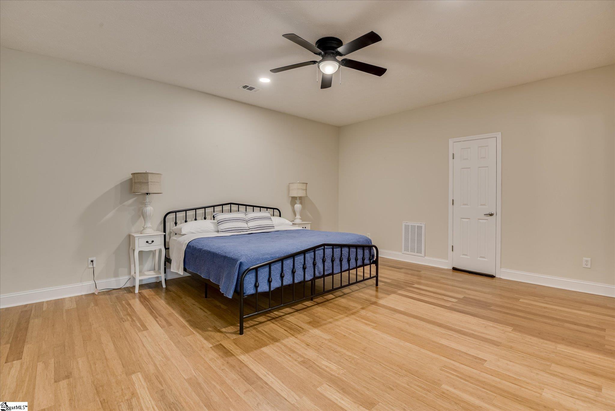 395 New Cut Road Edgefield, SC 29824