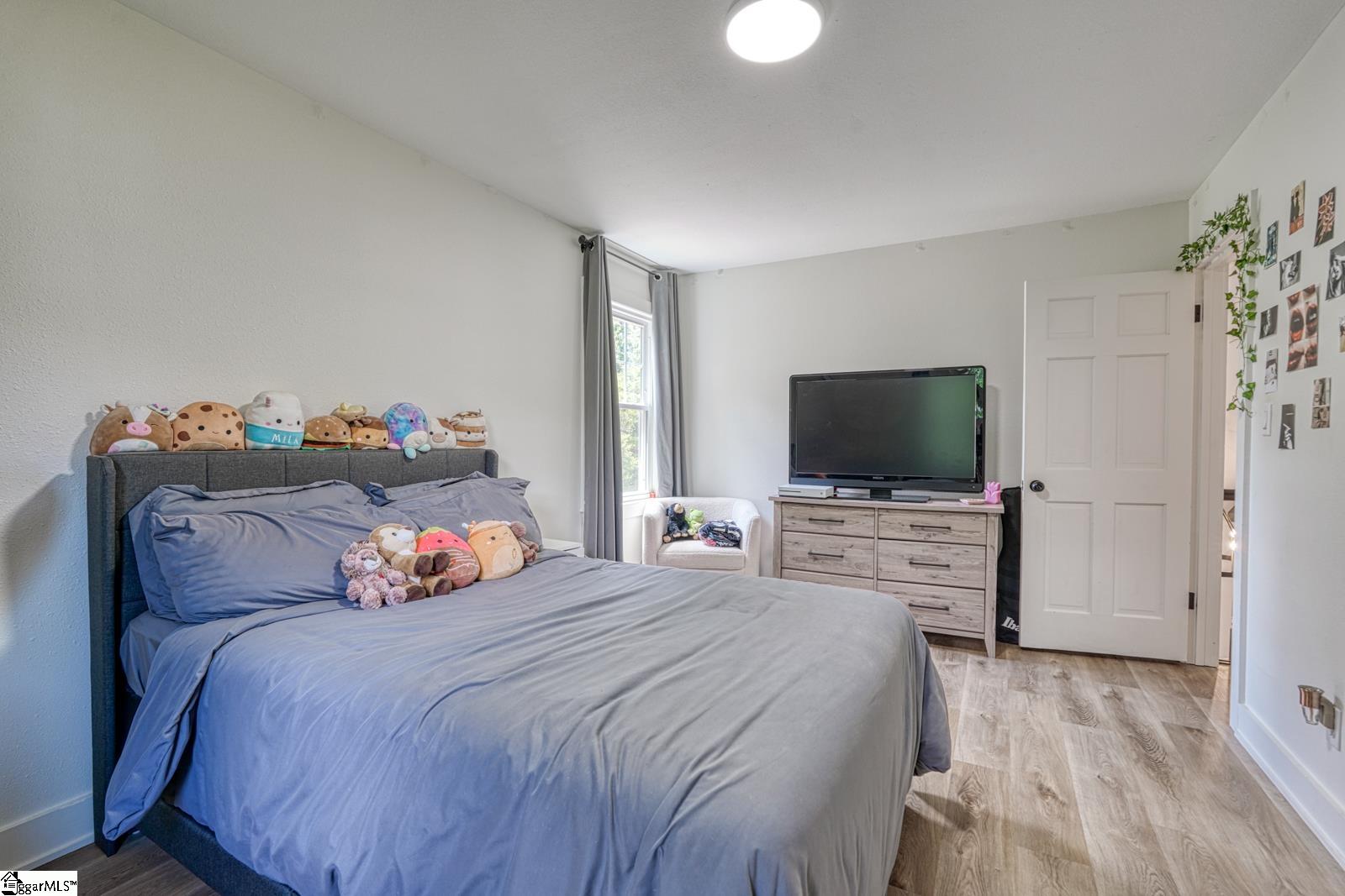236 Heathwood Drive Spartanburg, SC 29307