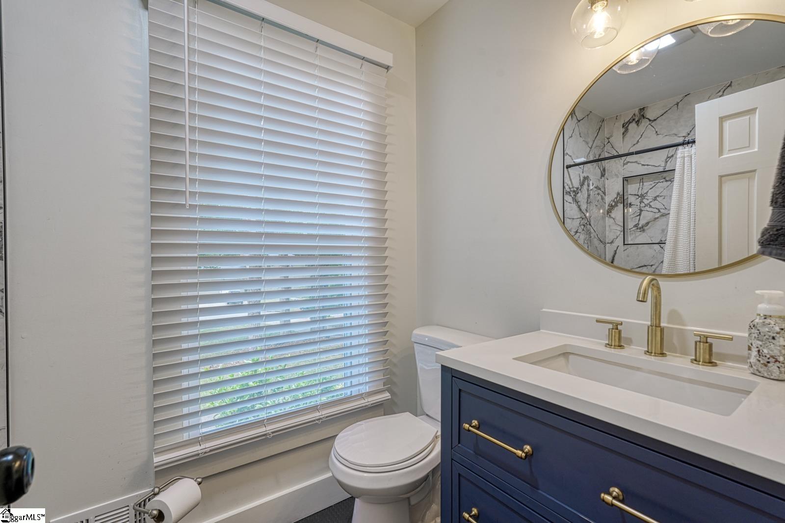 236 Heathwood Drive Spartanburg, SC 29307