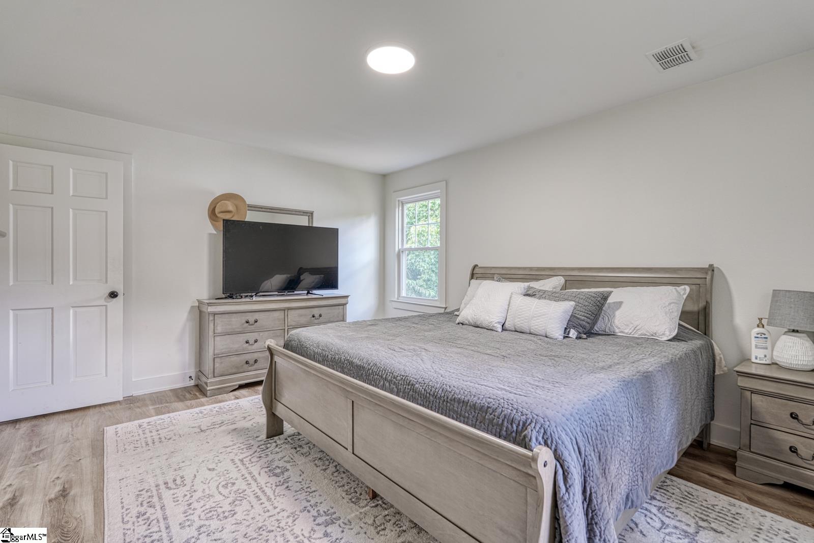 236 Heathwood Drive Spartanburg, SC 29307