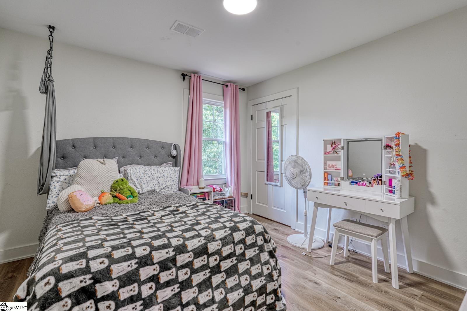 236 Heathwood Drive Spartanburg, SC 29307
