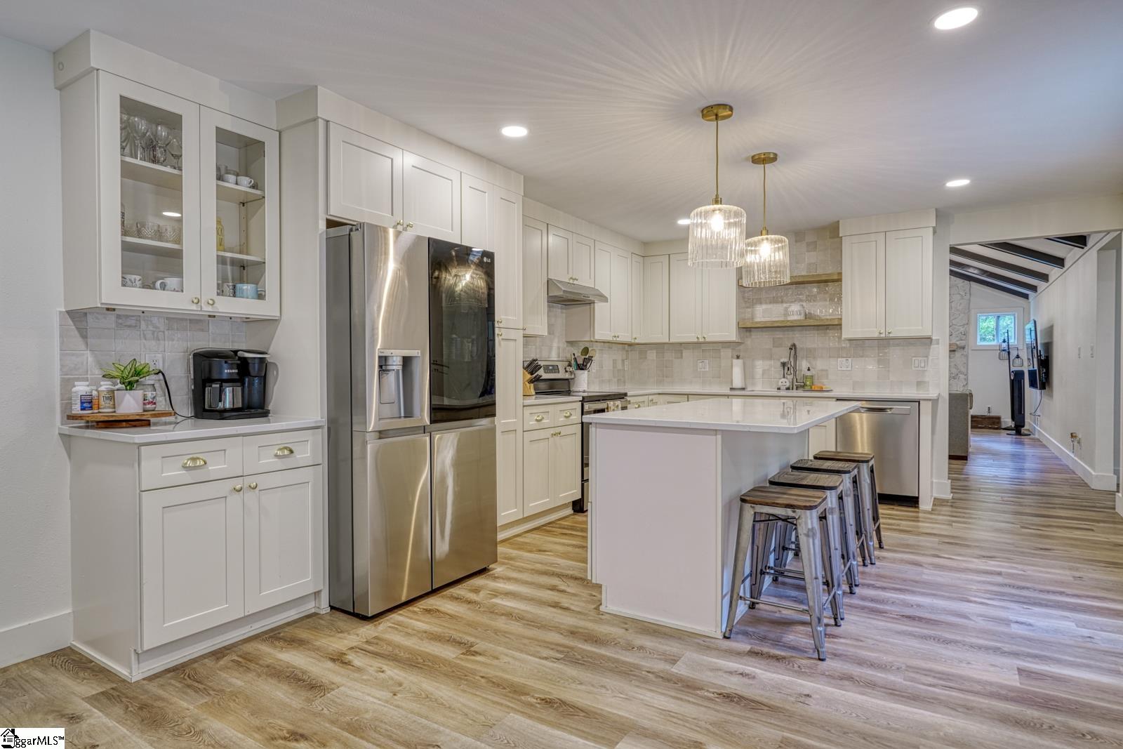 236 Heathwood Drive Spartanburg, SC 29307