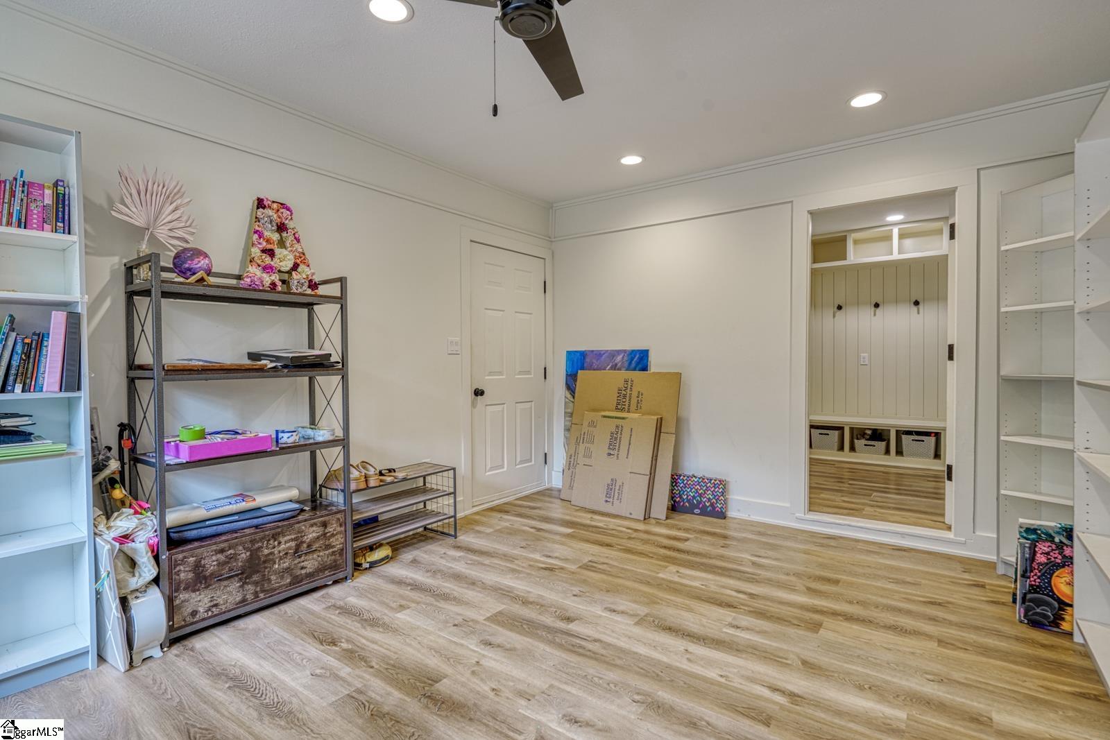 236 Heathwood Drive Spartanburg, SC 29307