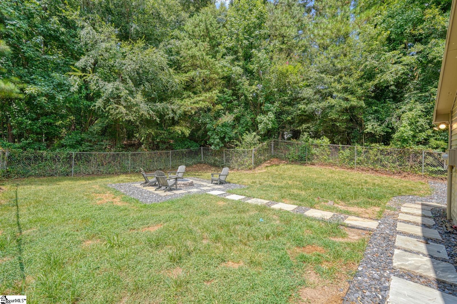 236 Heathwood Drive Spartanburg, SC 29307