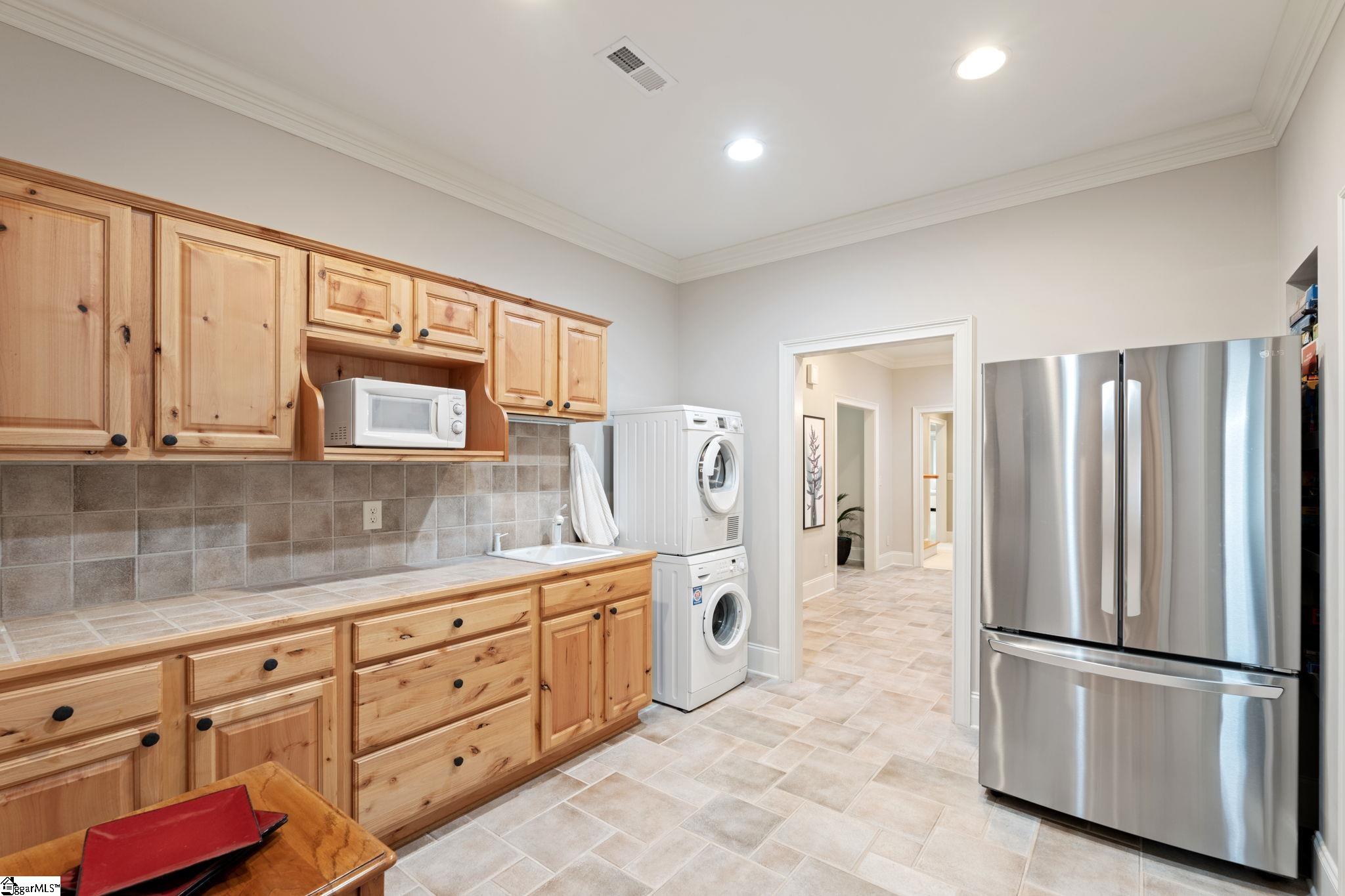 216 Bruce Farm Road Simpsonville, SC 29681