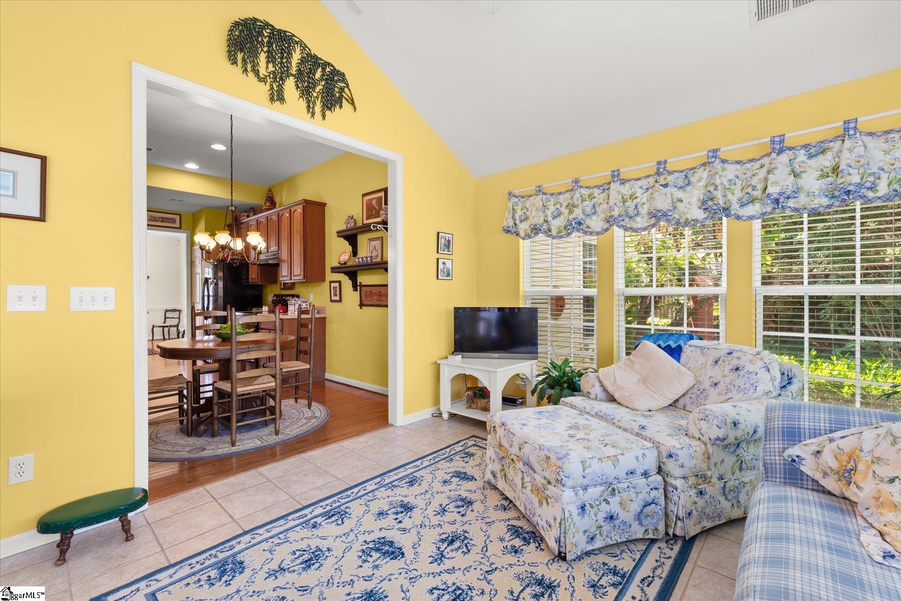 6 Red Bark Court Taylors, SC 29687
