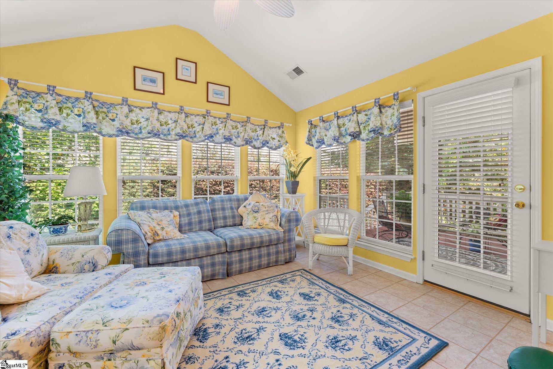 6 Red Bark Court Taylors, SC 29687