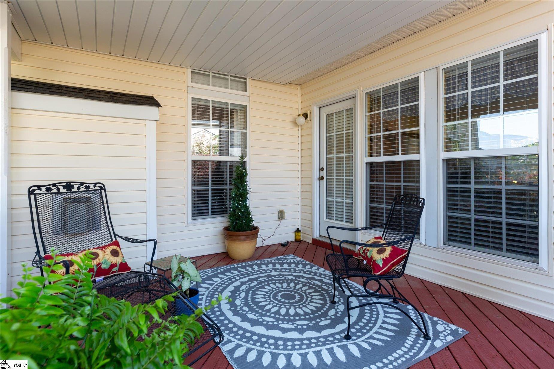 6 Red Bark Court Taylors, SC 29687