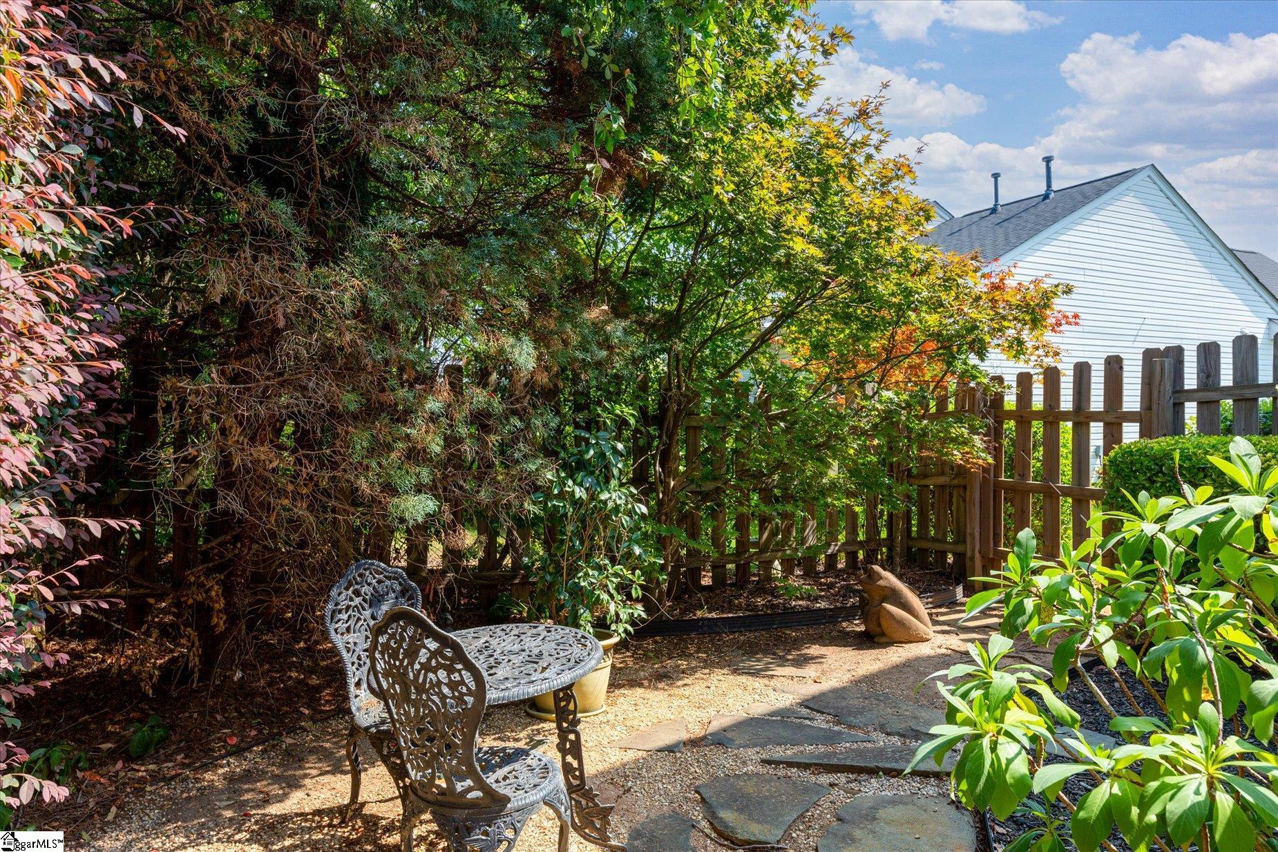 6 Red Bark Court Taylors, SC 29687