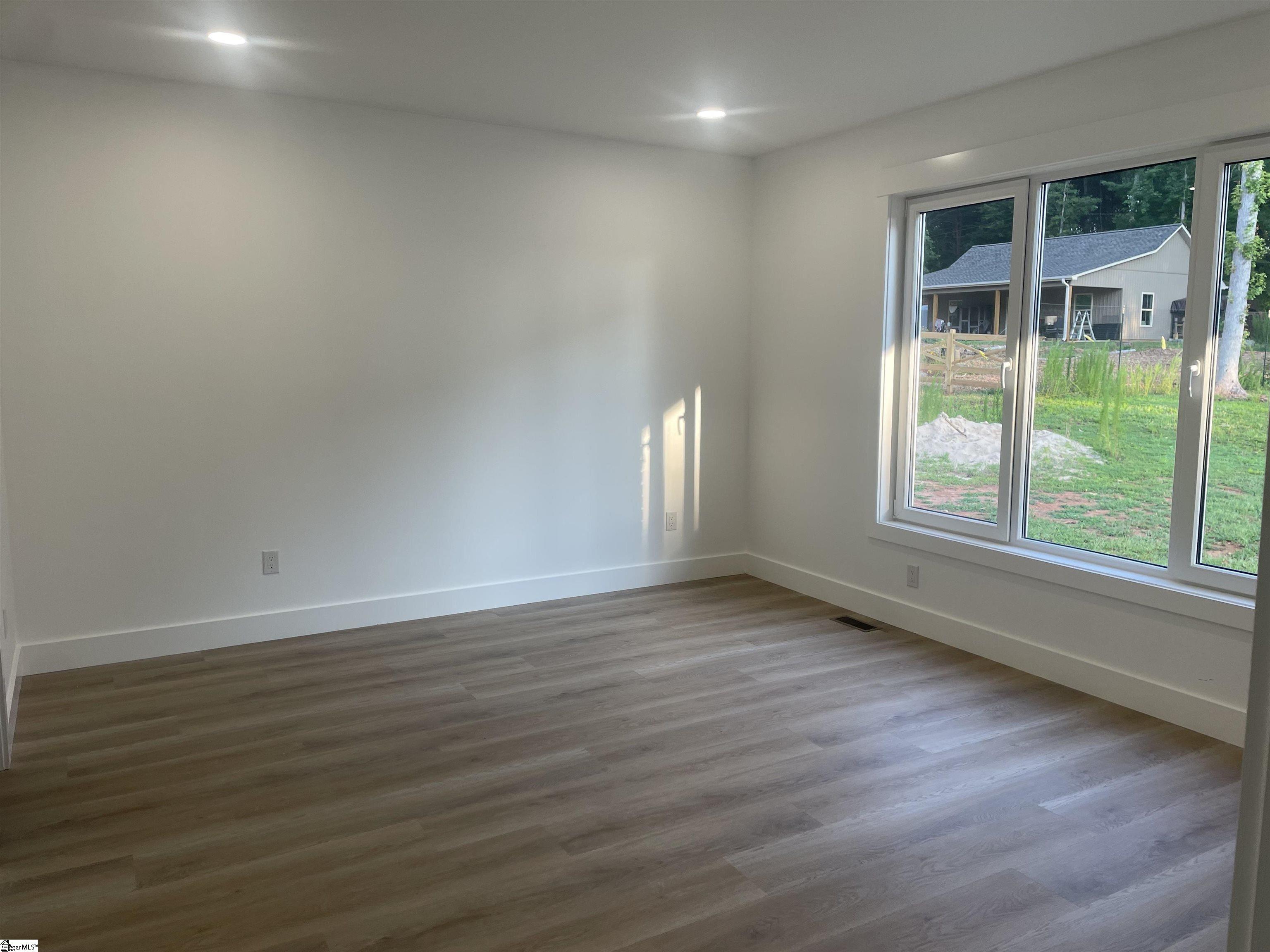 115 Hickory Hollow Road Inman, SC 29349