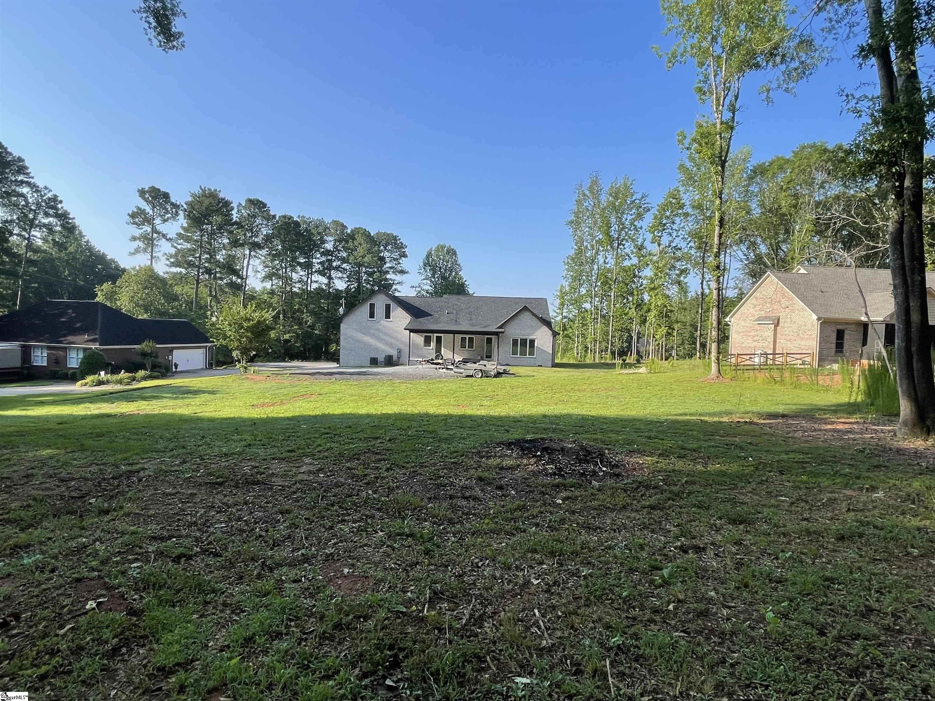 115 Hickory Hollow Road Inman, SC 29349