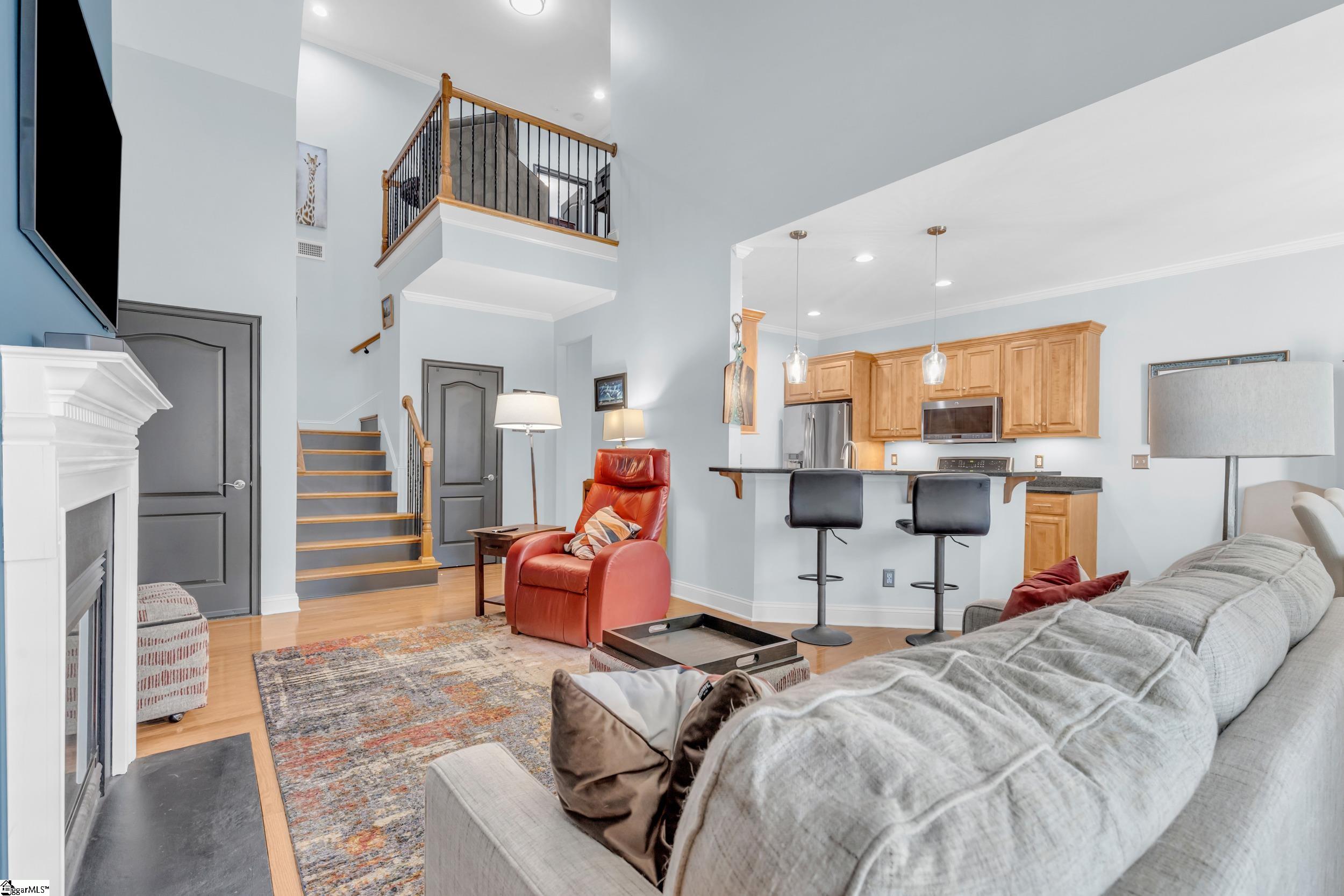 15 Edge Court UNIT Unit B Greenville, SC 29609