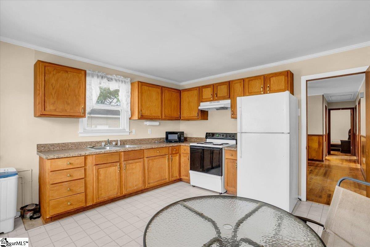 6035 White Horse Road Greenville, SC 29611
