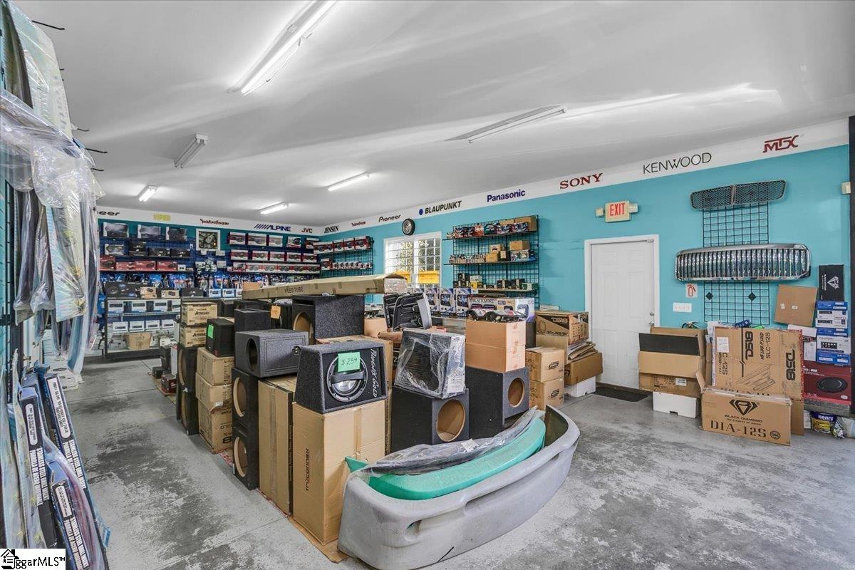 6035 White Horse Road Greenville, SC 29611
