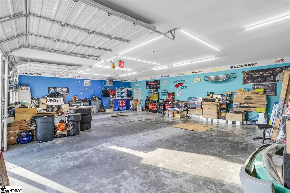 6035 White Horse Road Greenville, SC 29611