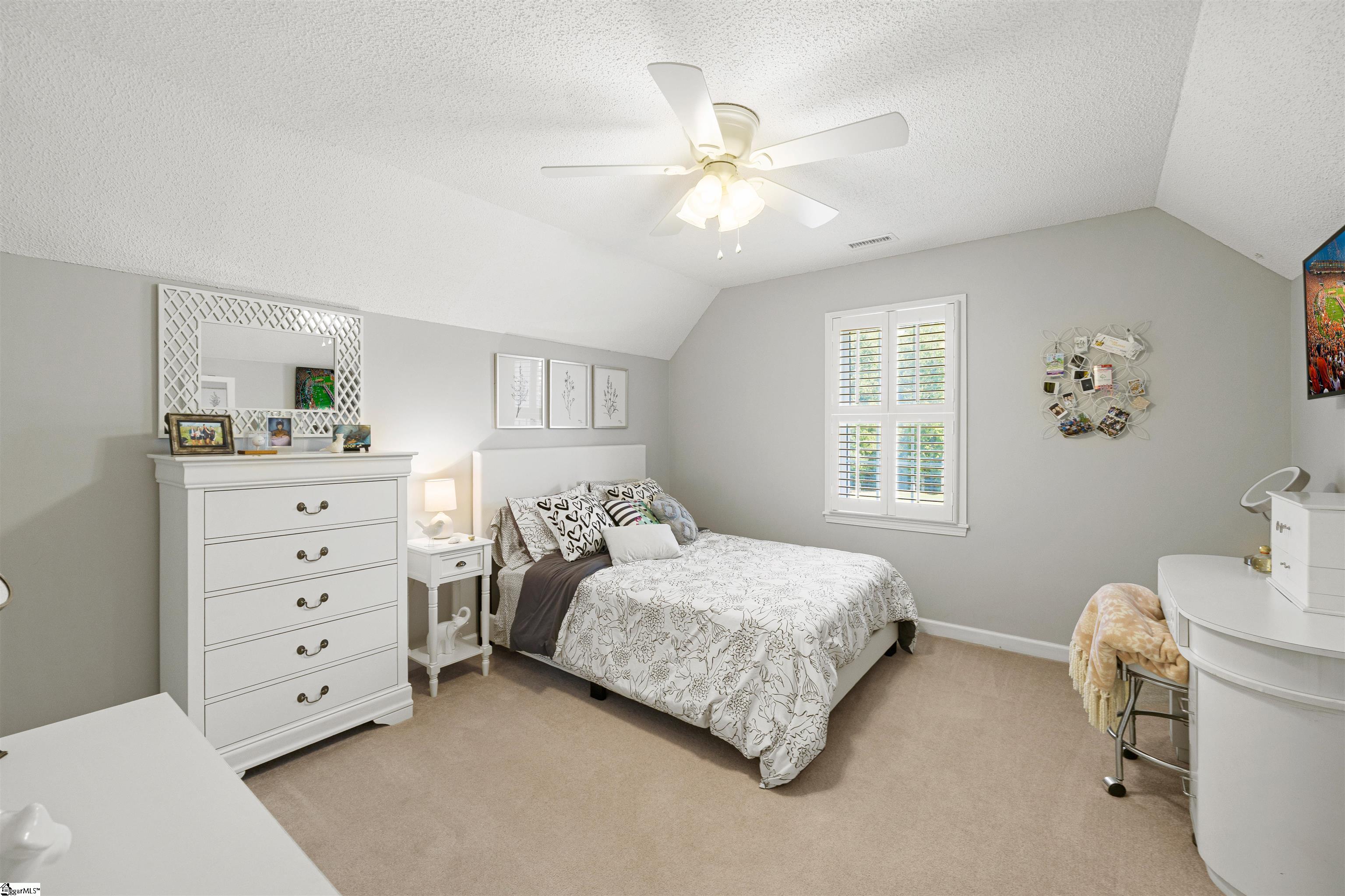 350 Royal Burgess Drive Campobello, SC 29322