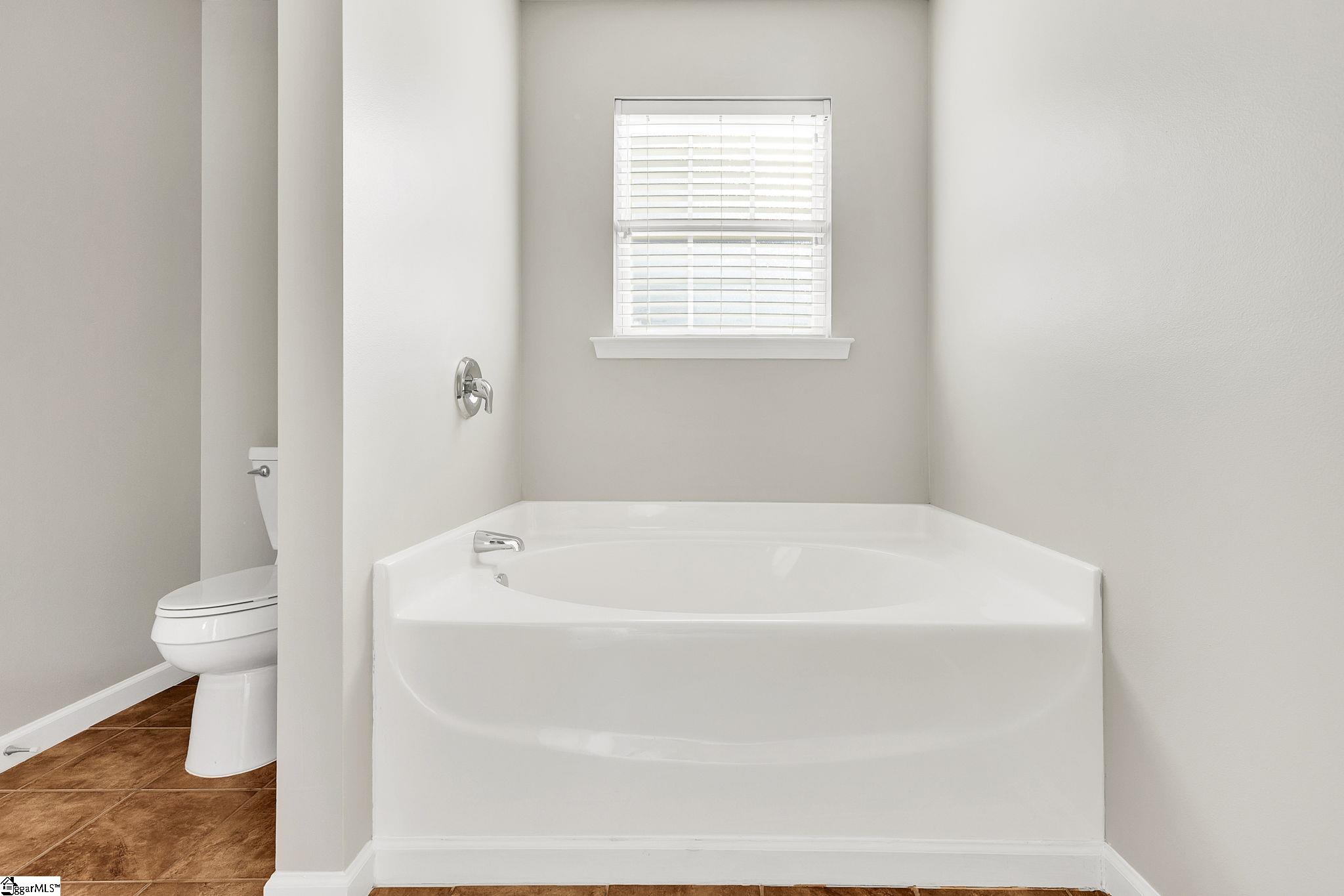 124 Mediterranean Avenue Anderson, SC 29621