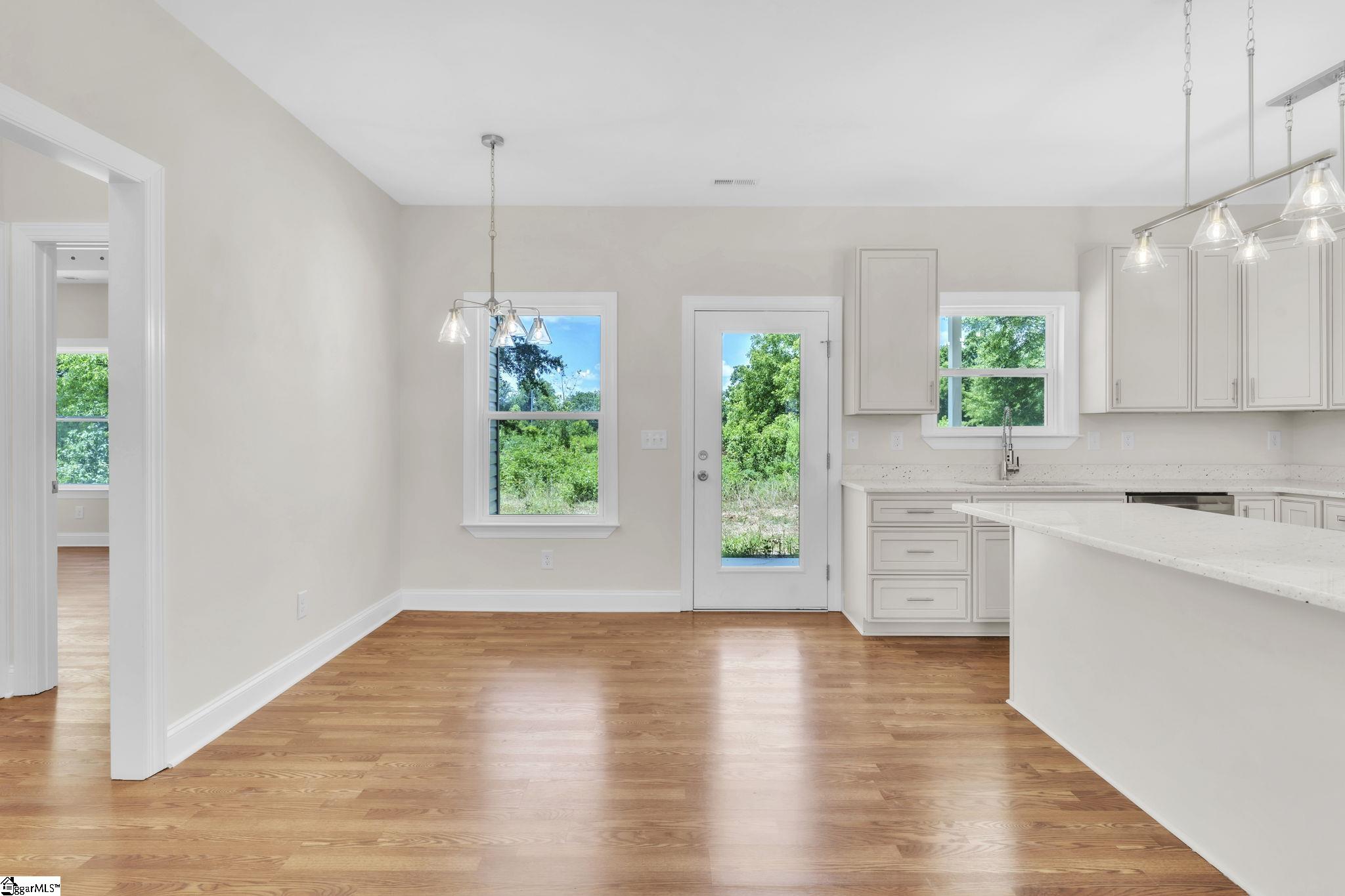 5138 N Old Laurens Road Gray Court, SC 29645