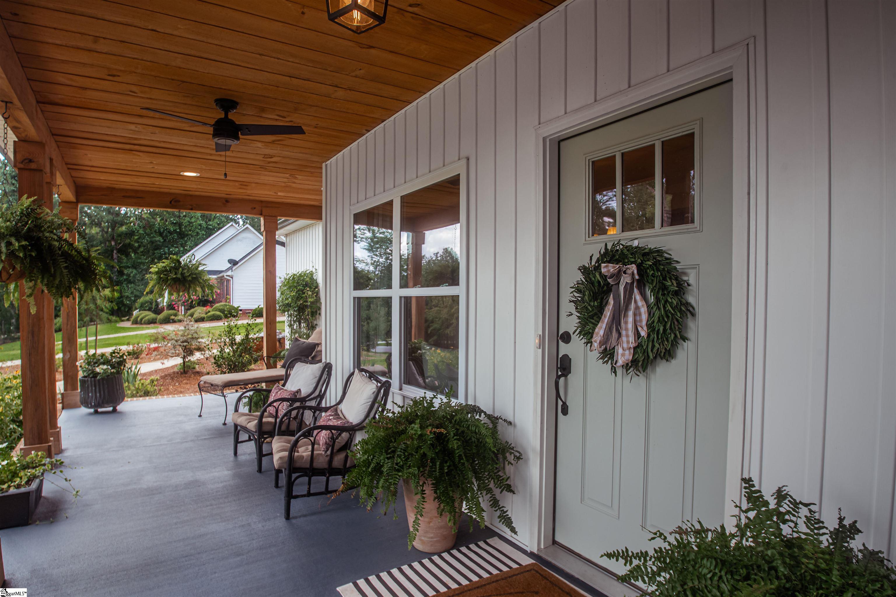 117 E Peninsula Drive Laurens, SC 29360